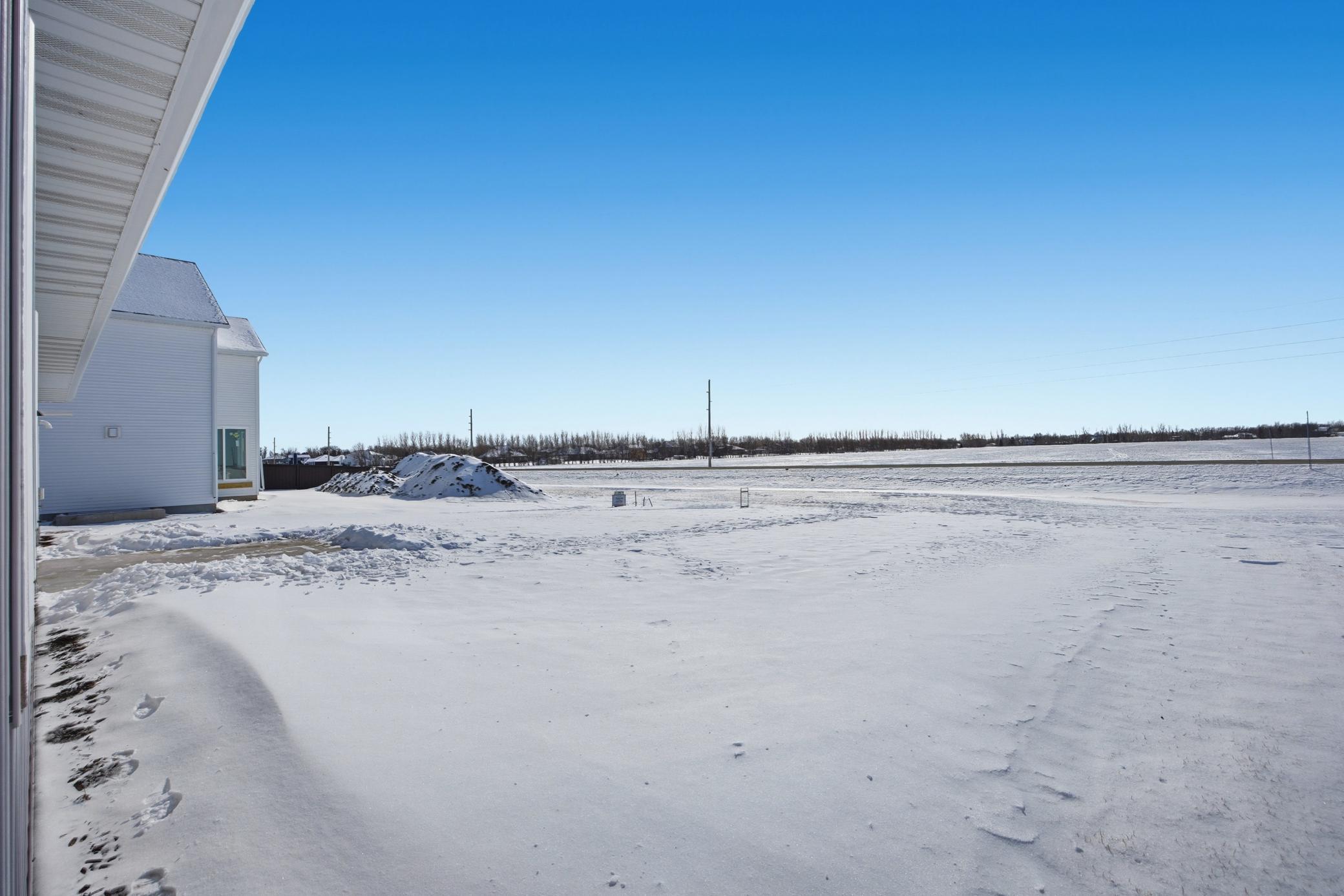 2023 single family home for sale at 1576 75th Avenue S in Fargo, ND — 2 bed, 2 bath (photo 24 of 26)