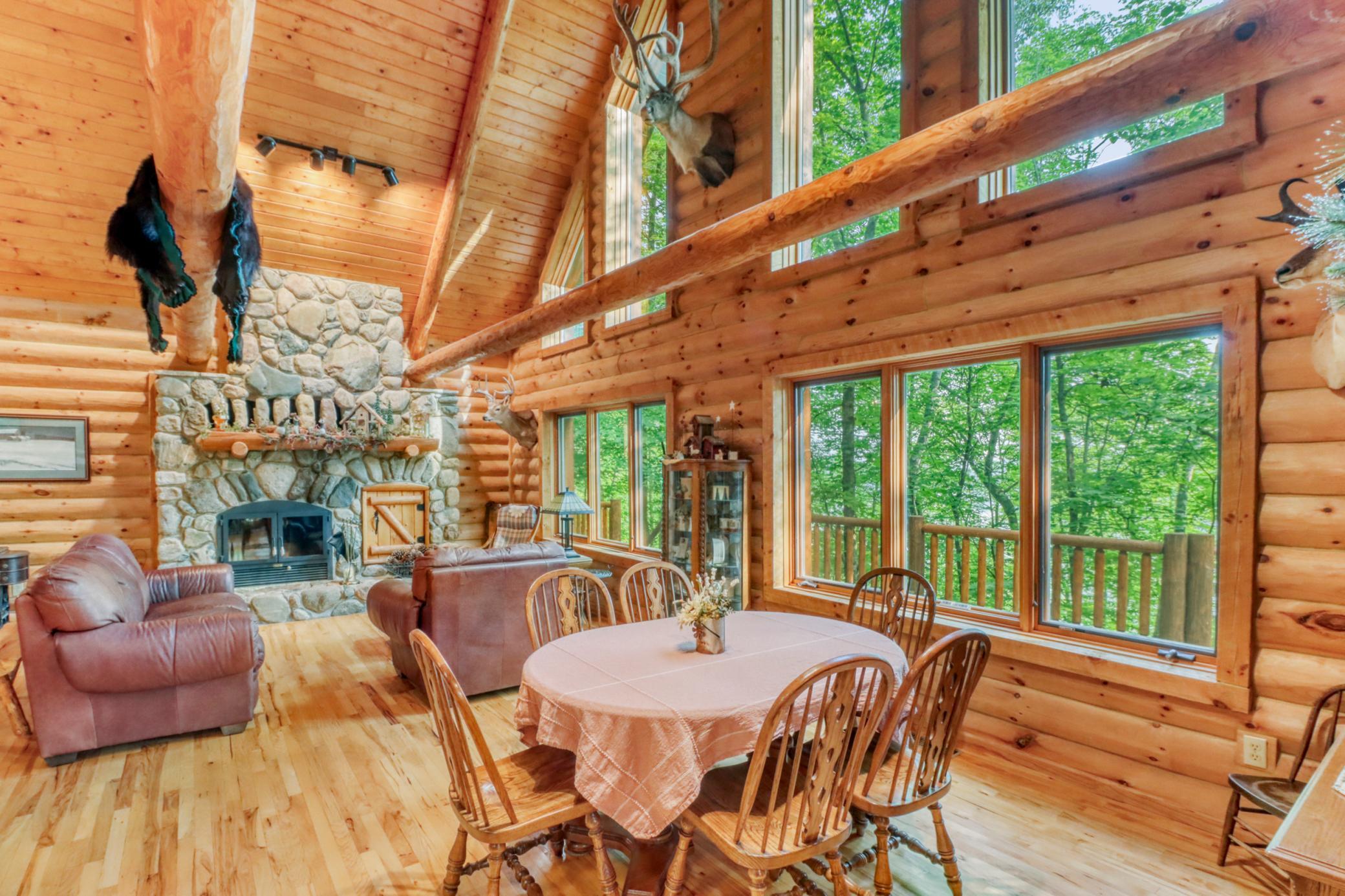 2000 single family home for sale at 32360 SW Pickerel Lake Road in Detroit Lakes, MN — 4 bed, 3 bath (photo 5 of 61)