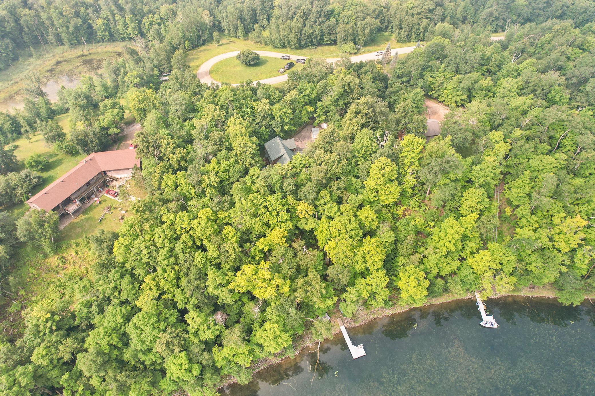 2000 single family home for sale at 32360 SW Pickerel Lake Road in Detroit Lakes, MN — 4 bed, 3 bath (photo 52 of 61)