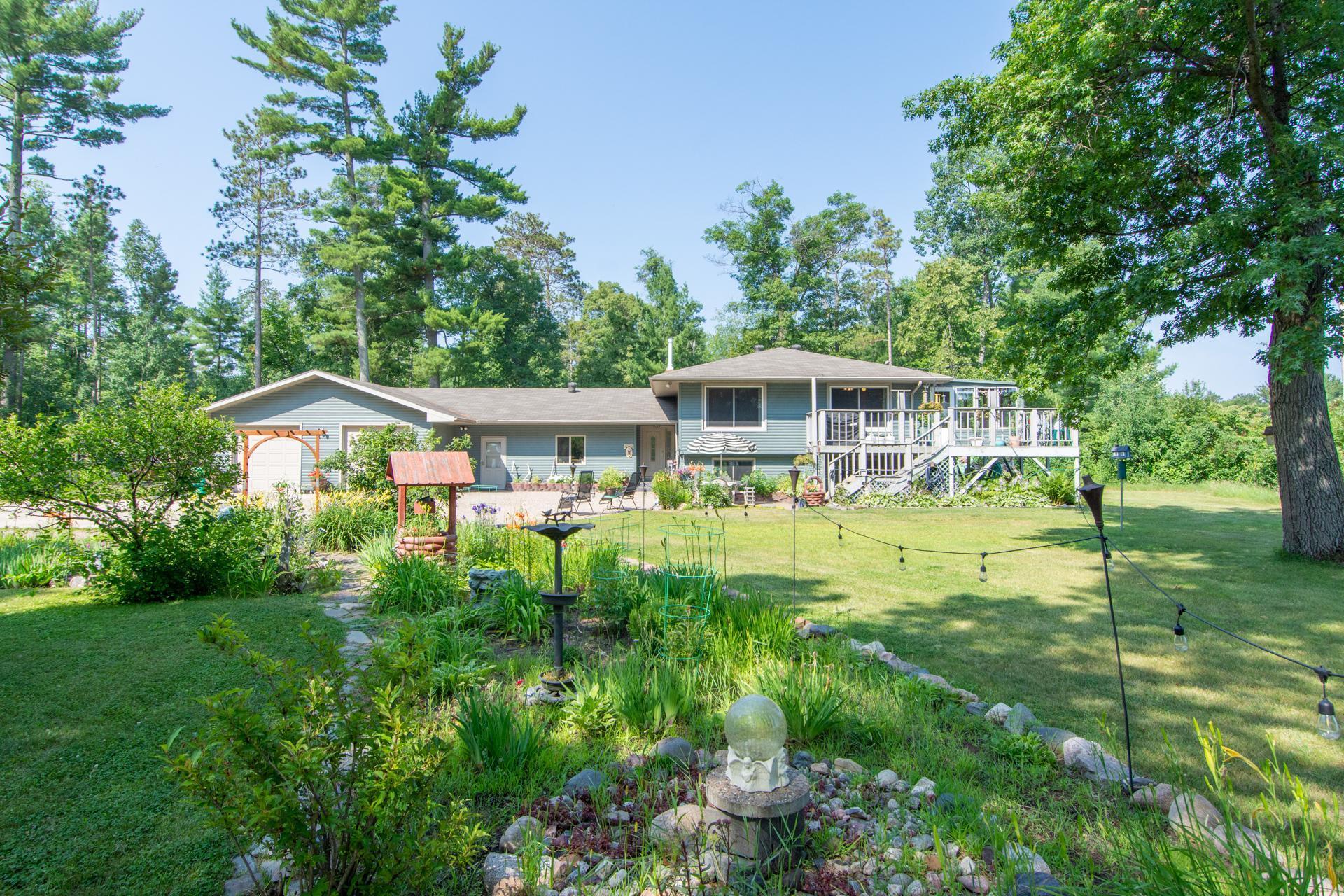 1977 single family home for sale at 20839 State Highway 371 in Brainerd, MN — 4 bed, 2 bath (photo 2 of 31)