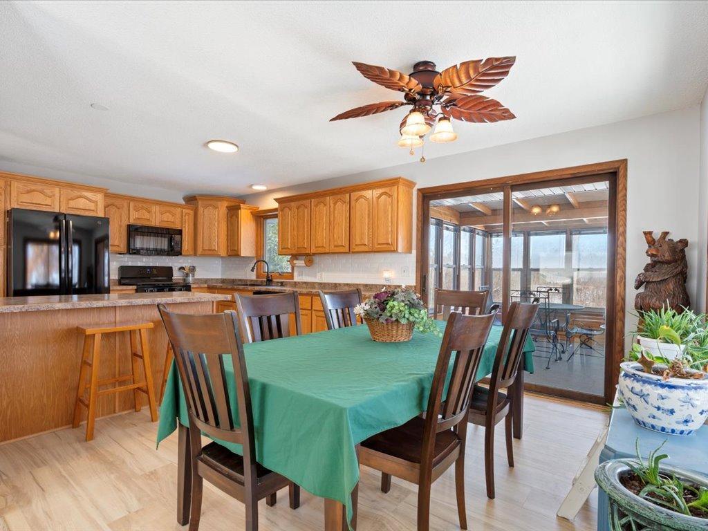 1977 single family home for sale at 20839 State Highway 371 in Brainerd, MN — 4 bed, 2 bath (photo 12 of 31)