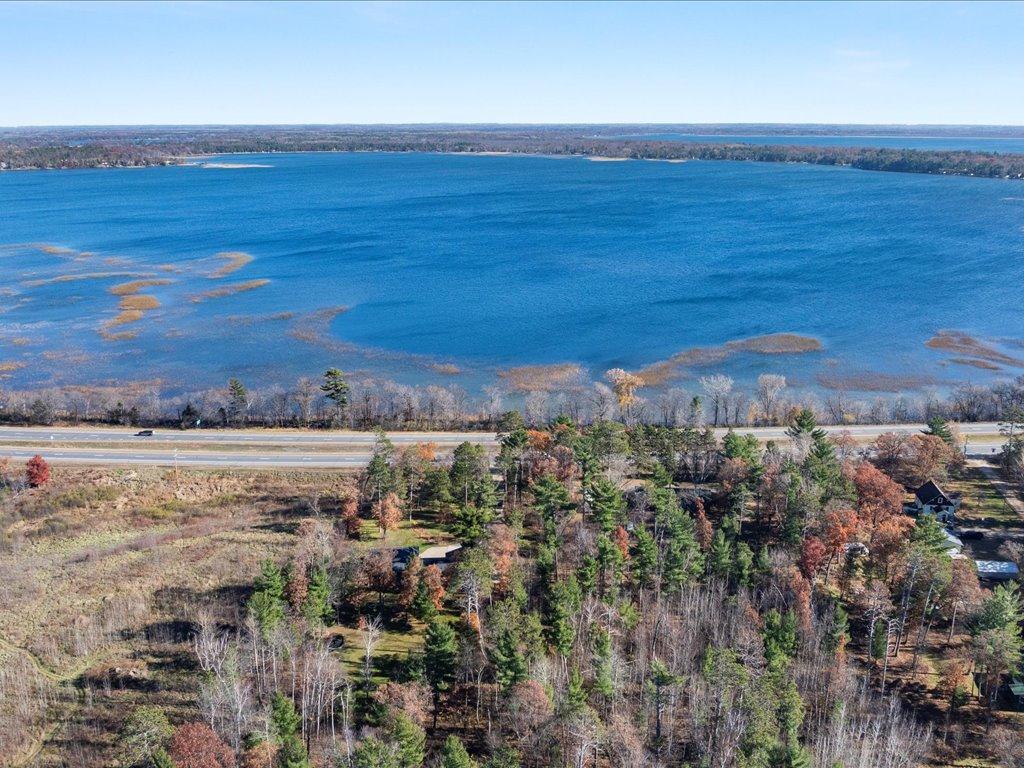 1977 single family home for sale at 20839 State Highway 371 in Brainerd, MN — 4 bed, 2 bath (photo 4 of 31)