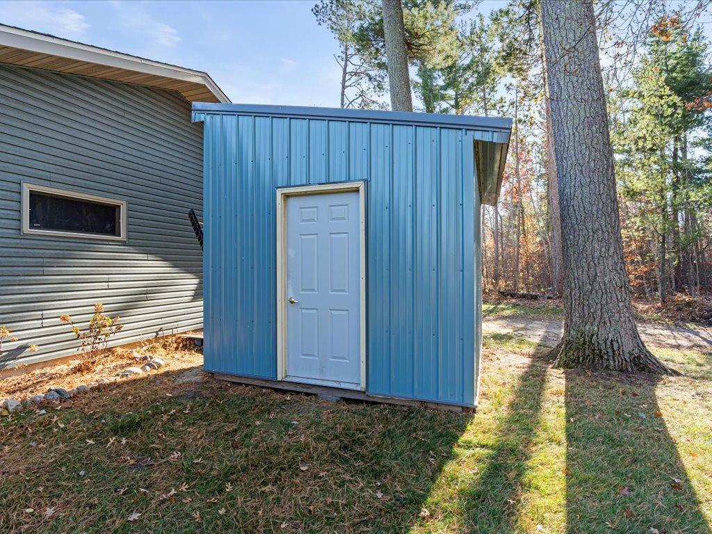 1977 single family home for sale at 20839 State Highway 371 in Brainerd, MN — 4 bed, 2 bath (photo 28 of 31)