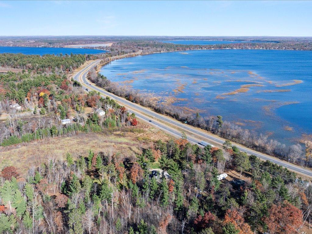1977 single family home for sale at 20839 State Highway 371 in Brainerd, MN — 4 bed, 2 bath (photo 5 of 31)
