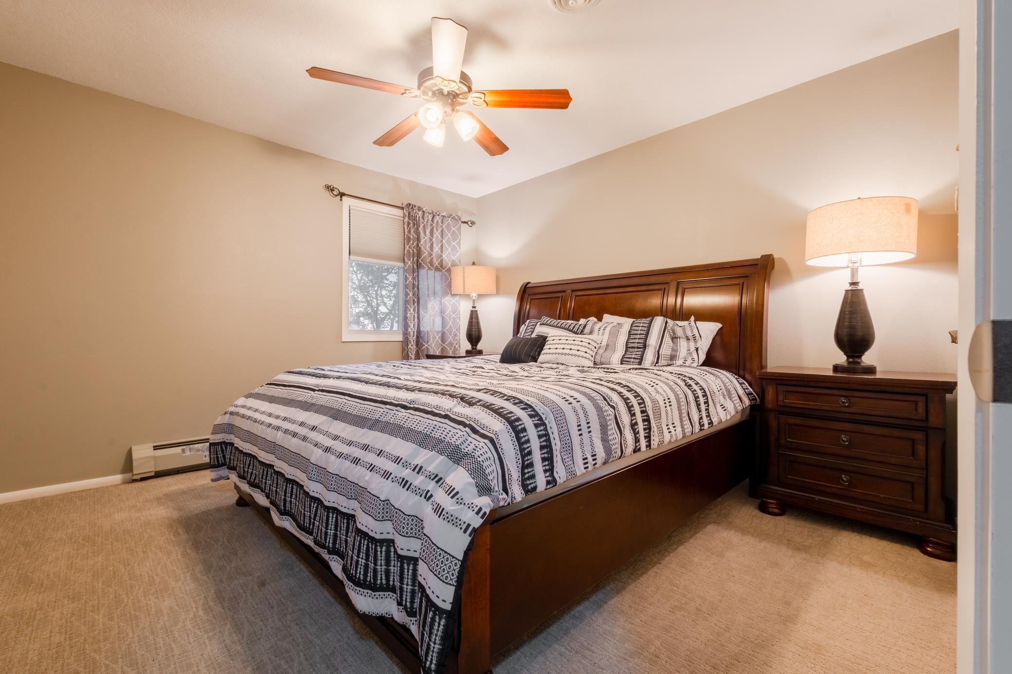 1975 townhouse for sale at 2520 Le Homme Dieu Heights NE in Alexandria, MN — 4 bed, 3 bath (photo 20 of 28)