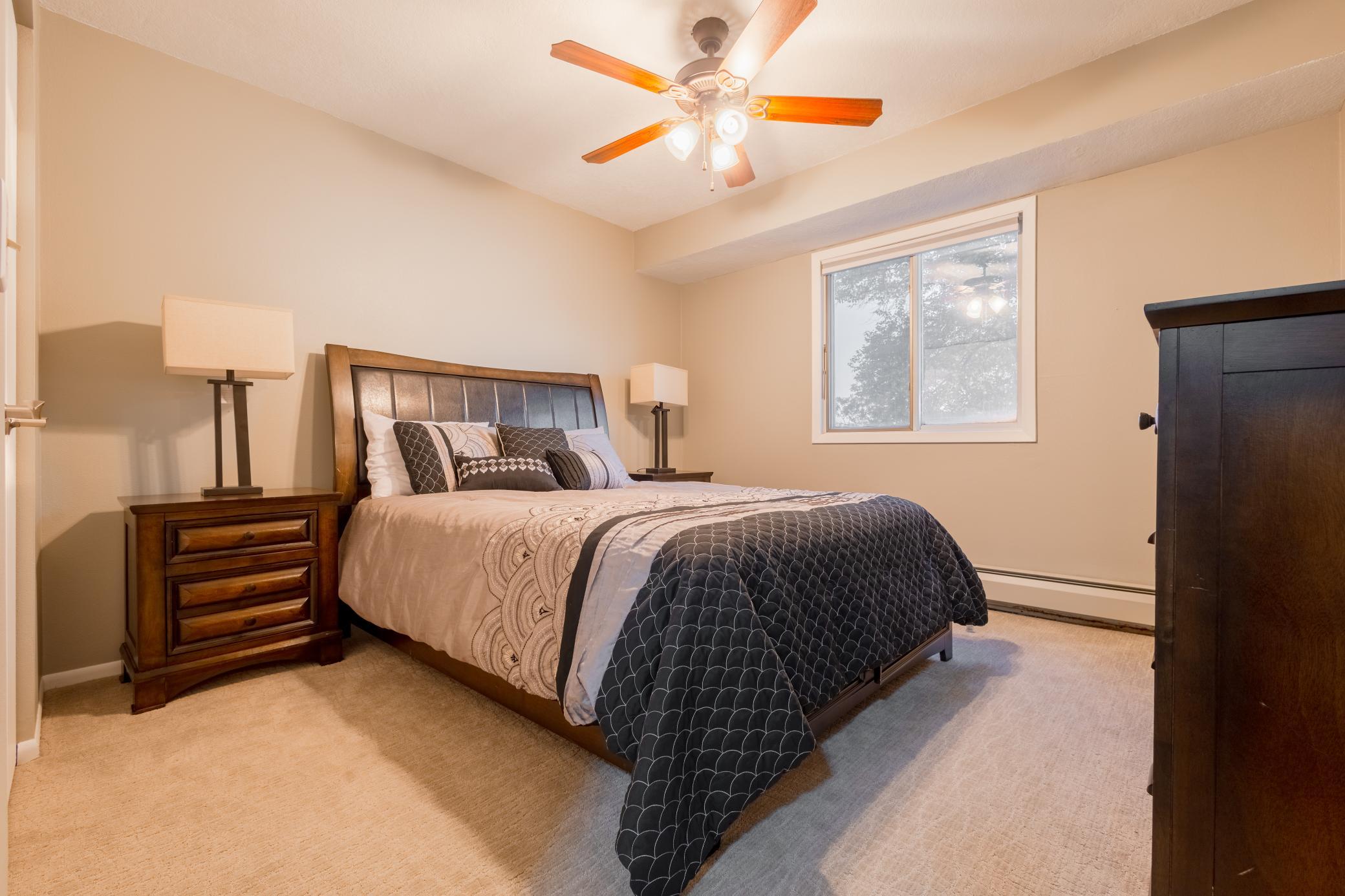 1975 townhouse for sale at 2520 Le Homme Dieu Heights NE in Alexandria, MN — 4 bed, 3 bath (photo 22 of 28)