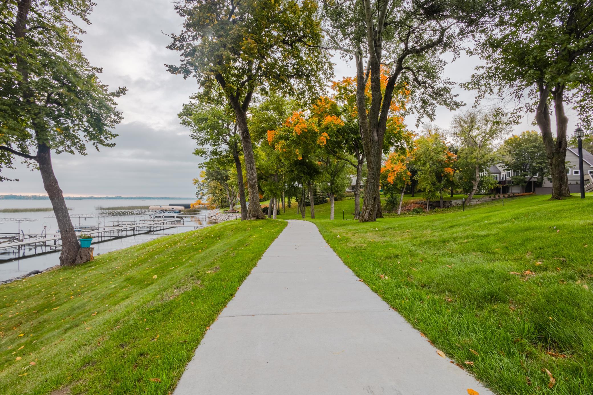 1975 townhouse for sale at 2520 Le Homme Dieu Heights NE, Unit 2 in Alexandria, MN — 4 bed, 3 bath (photo 13 of 51)