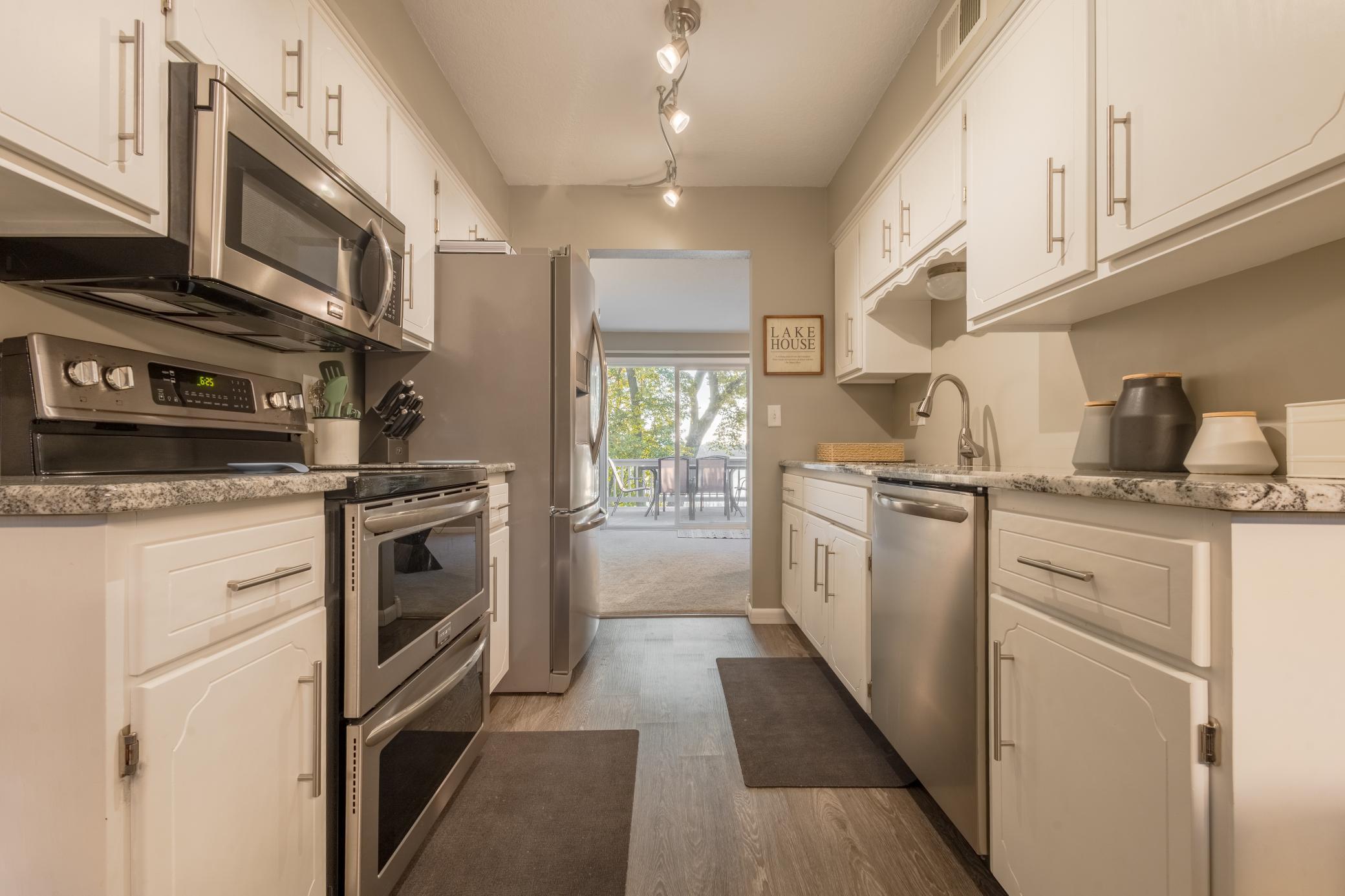 1975 townhouse for sale at 2520 Le Homme Dieu Heights NE, Unit 2 in Alexandria, MN — 4 bed, 3 bath (photo 28 of 51)