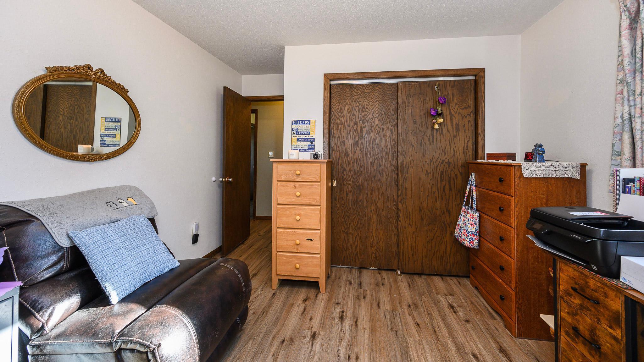 1976 single family home for sale at 8155 34th Avenue SE in Wishek, ND — 4 bed, 3 bath (photo 19 of 69)
