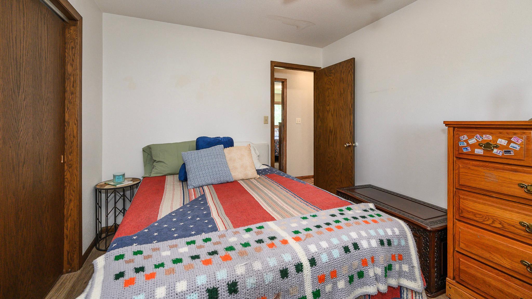 1976 single family home for sale at 8155 34th Avenue SE in Wishek, ND — 4 bed, 3 bath (photo 25 of 69)