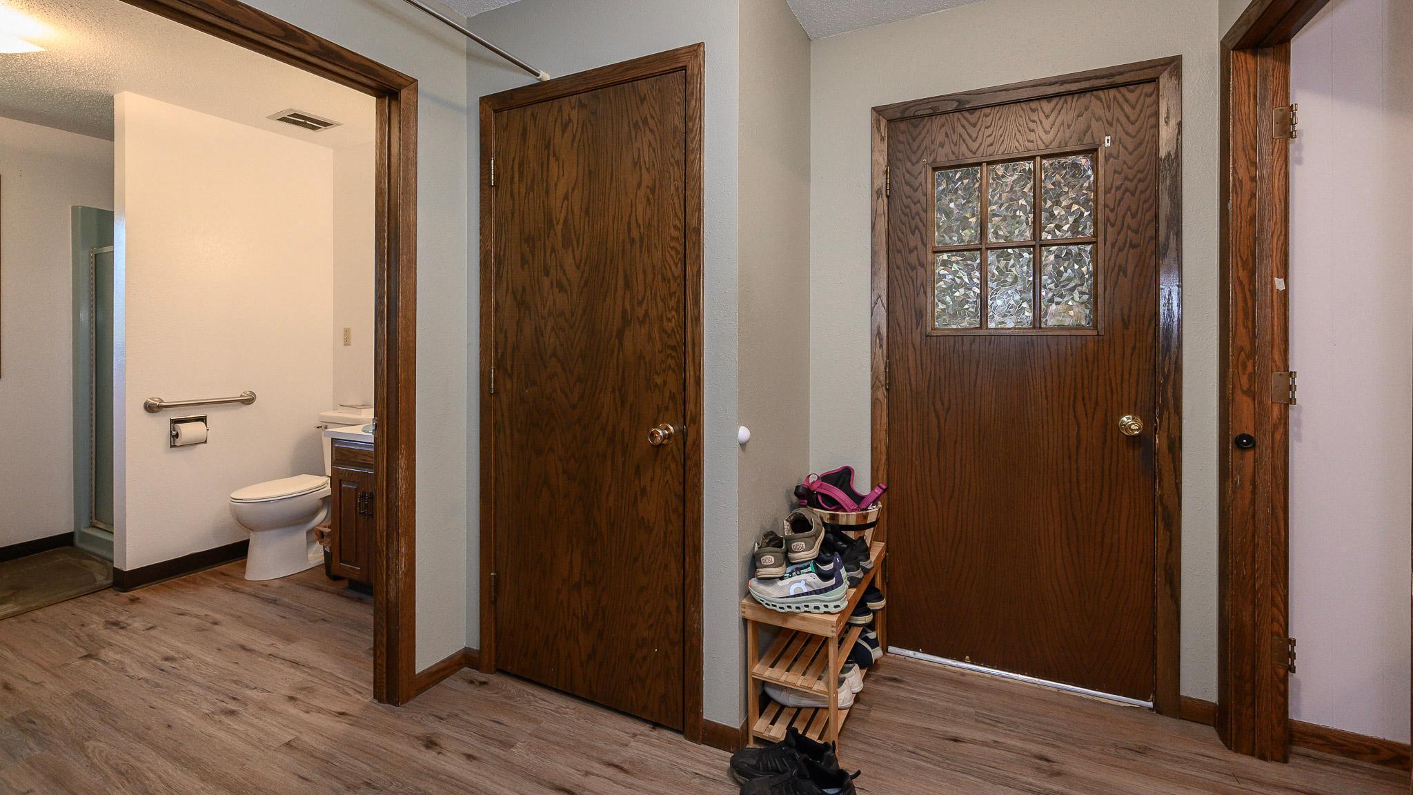 1976 single family home for sale at 8155 34th Avenue SE in Wishek, ND — 4 bed, 3 bath (photo 36 of 69)