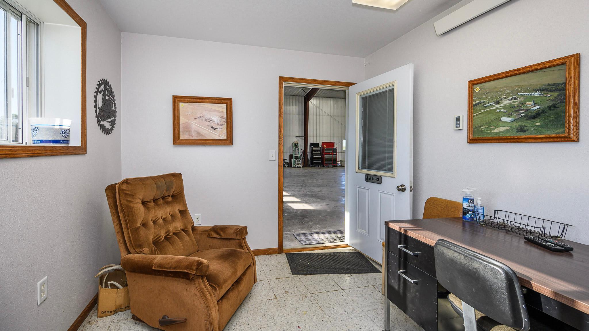 1976 single family home for sale at 8155 34th Avenue SE in Wishek, ND — 4 bed, 3 bath (photo 51 of 69)