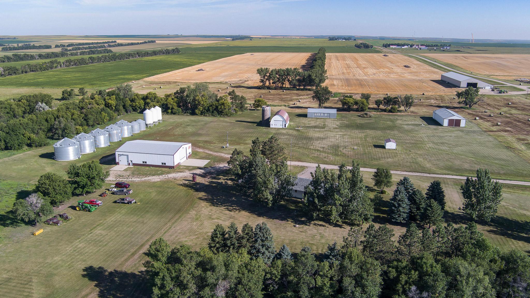1976 single family home for sale at 8155 34th Avenue SE in Wishek, ND — 4 bed, 3 bath (photo 63 of 69)