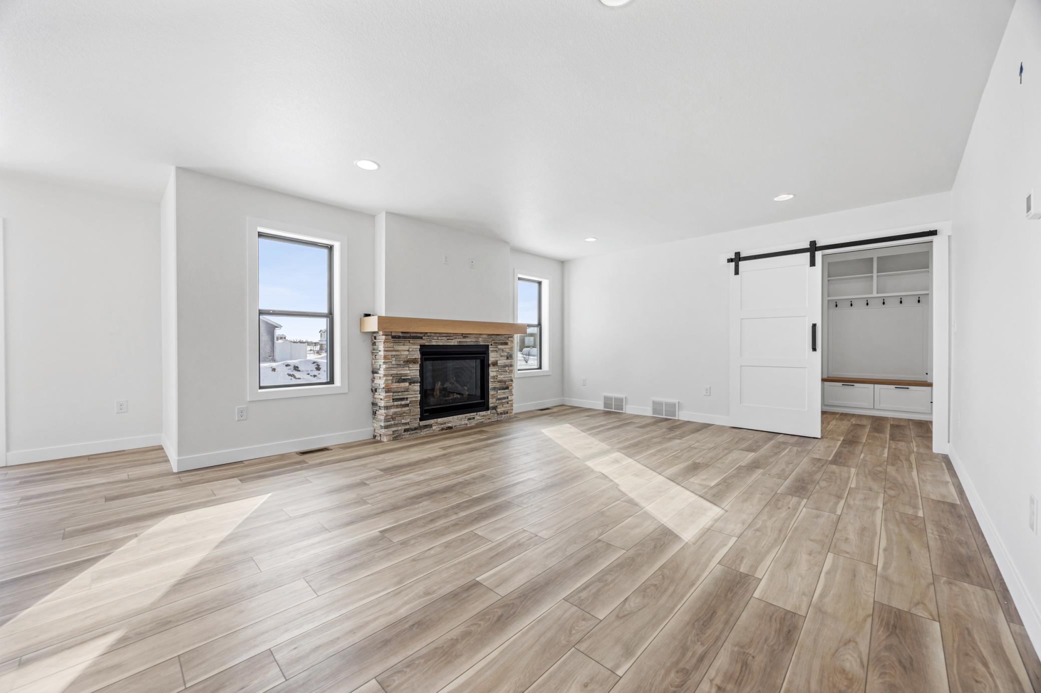8916 Meadowlark Parkway, Horace ND 58047 - Photo 12 of 31