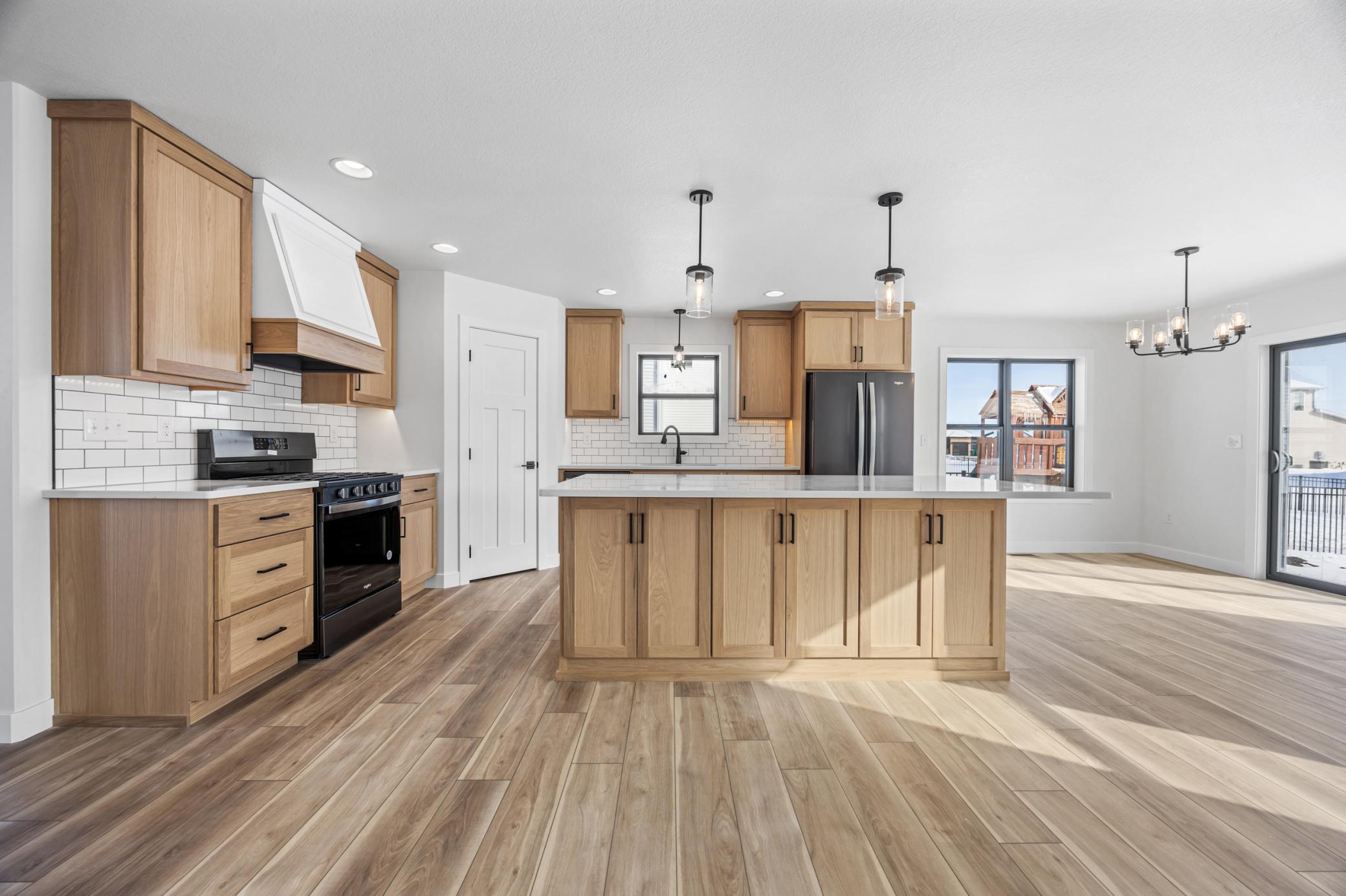 8916 Meadowlark Parkway, Horace ND 58047 - Photo 5 of 31