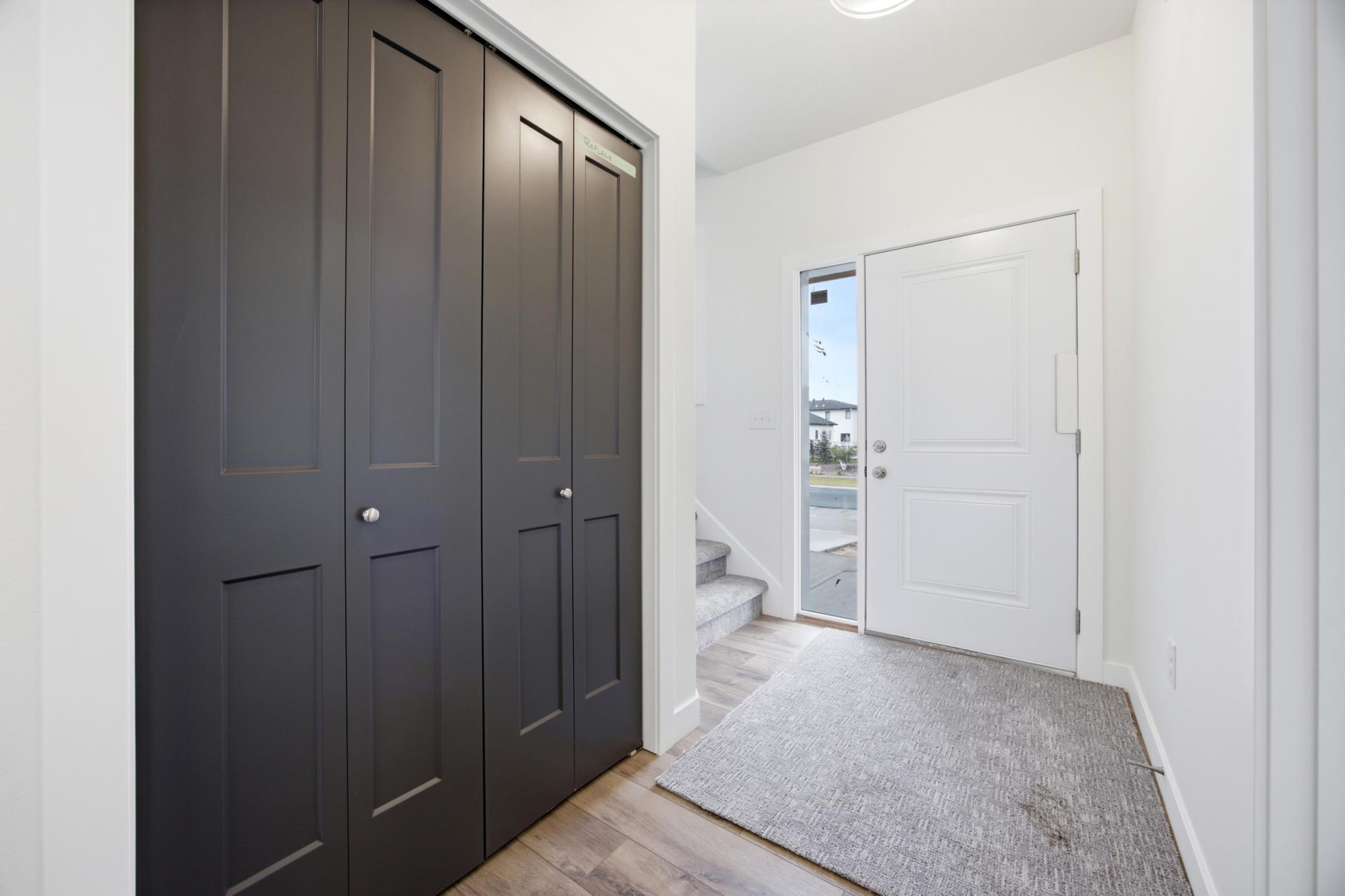 2025 single family home for sale at 8916 Meadowlark Parkway in Horace, ND — 4 bed, 3 bath (photo 2 of 33)