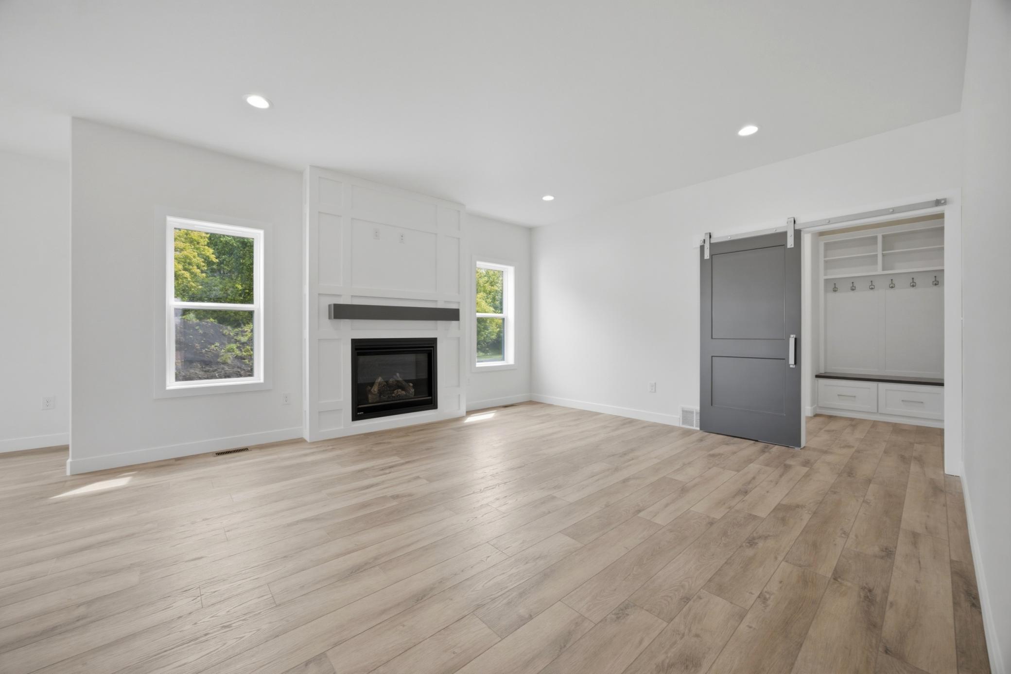 2025 single family home for sale at 8916 Meadowlark Parkway in Horace, ND — 4 bed, 3 bath (photo 13 of 33)