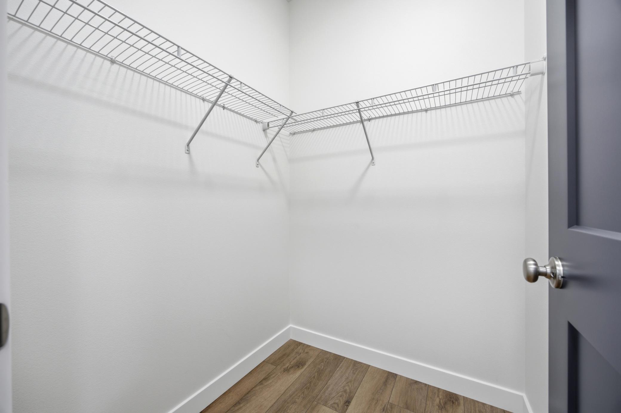 2025 single family home for sale at 8916 Meadowlark Parkway in Horace, ND — 4 bed, 3 bath (photo 16 of 33)