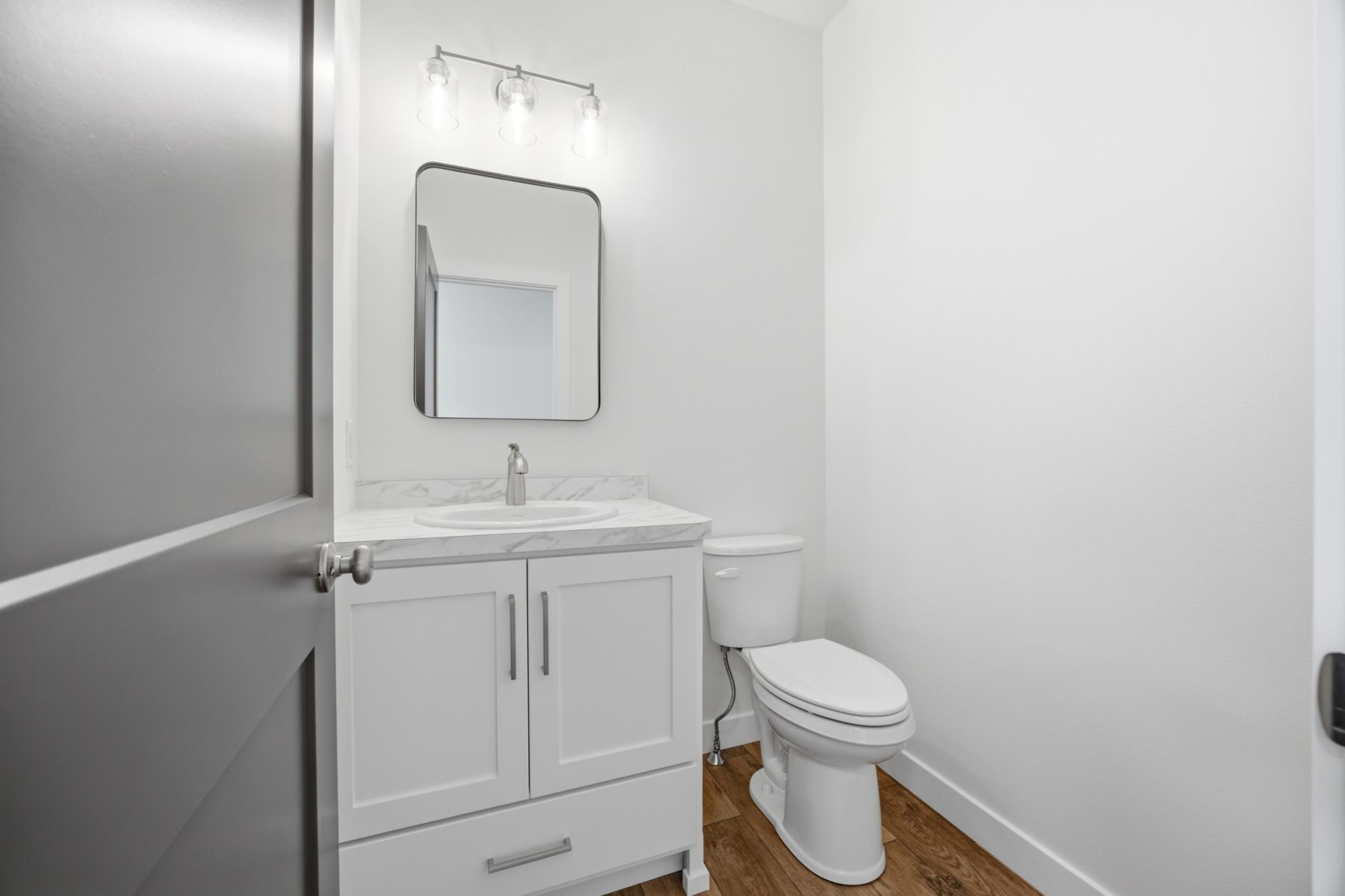 2025 single family home for sale at 8916 Meadowlark Parkway in Horace, ND — 4 bed, 3 bath (photo 17 of 33)