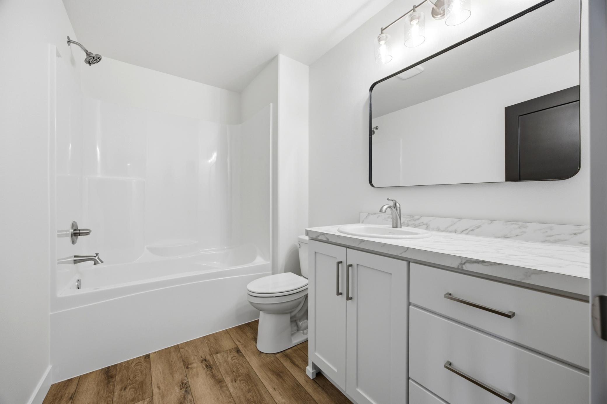 2025 single family home for sale at 8916 Meadowlark Parkway in Horace, ND — 4 bed, 3 bath (photo 28 of 33)