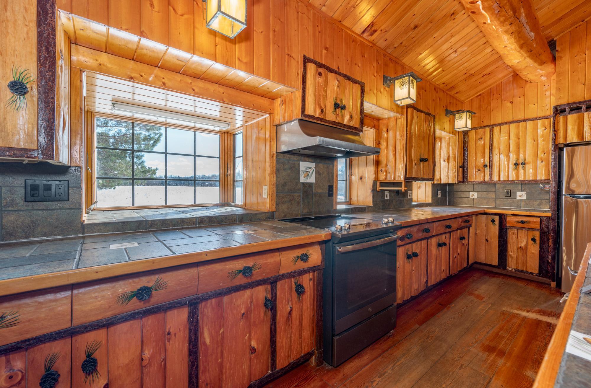 1997 single family home for sale at 24359 North Road in Bovey, MN — 5 bed, 2 bath (photo 22 of 50)
