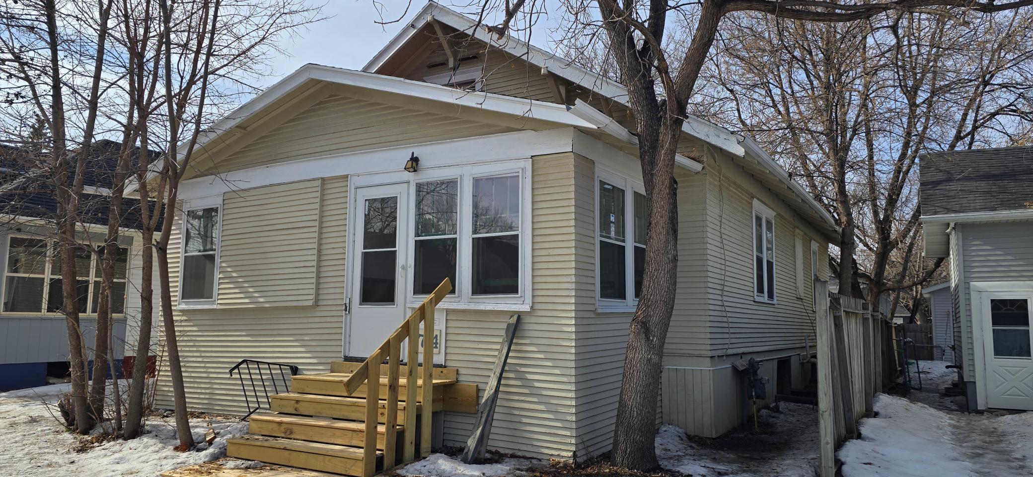 714 Oak Street N, Fargo ND 58102 - Photo 2 of 41