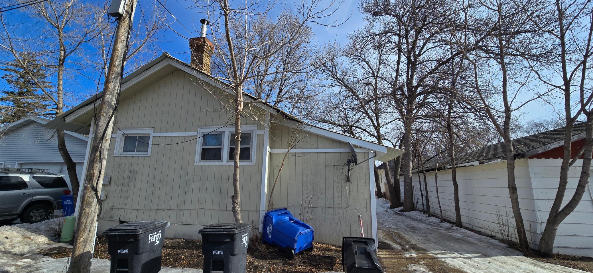 714 Oak Street N, Fargo ND 58102 - Photo 11 of 41