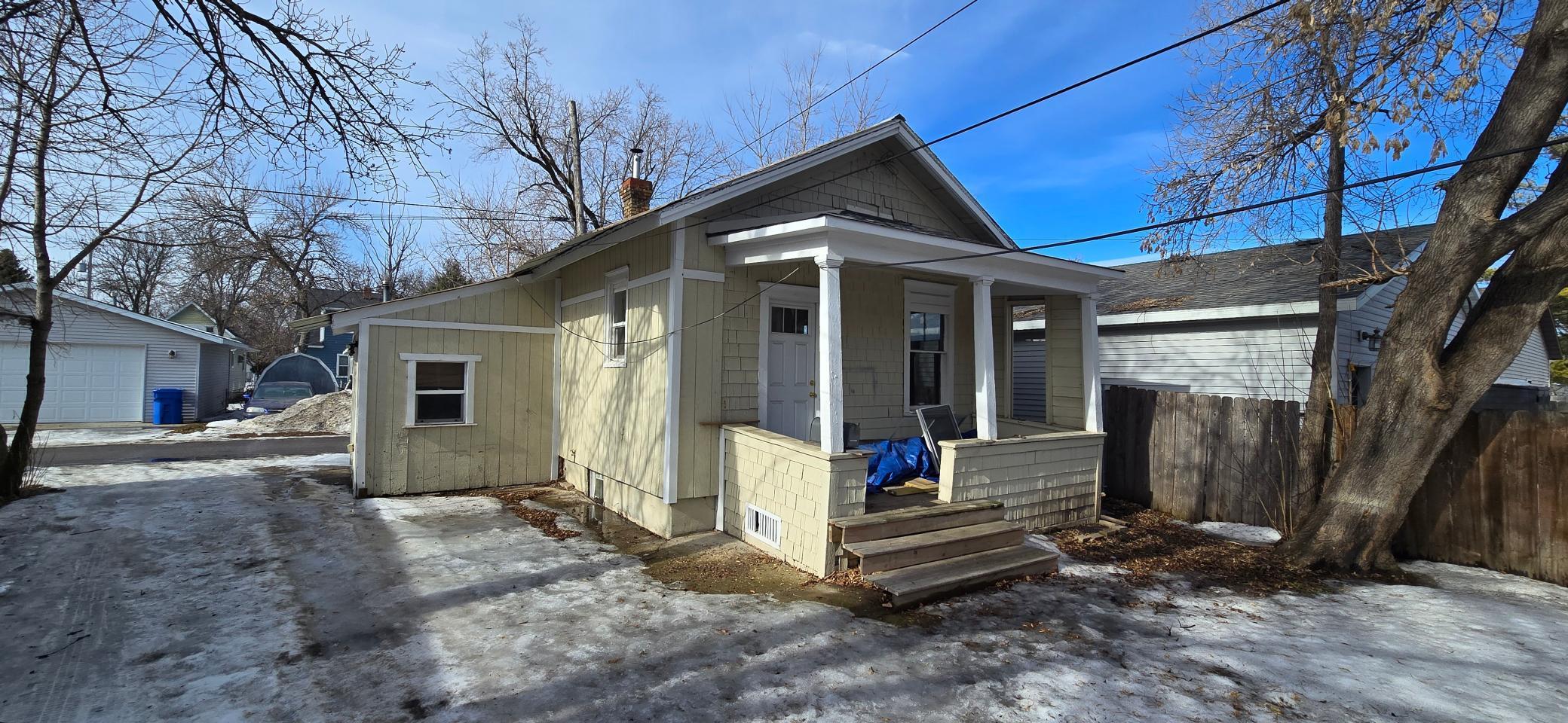 714 Oak Street N, Fargo ND 58102 - Photo 4 of 41