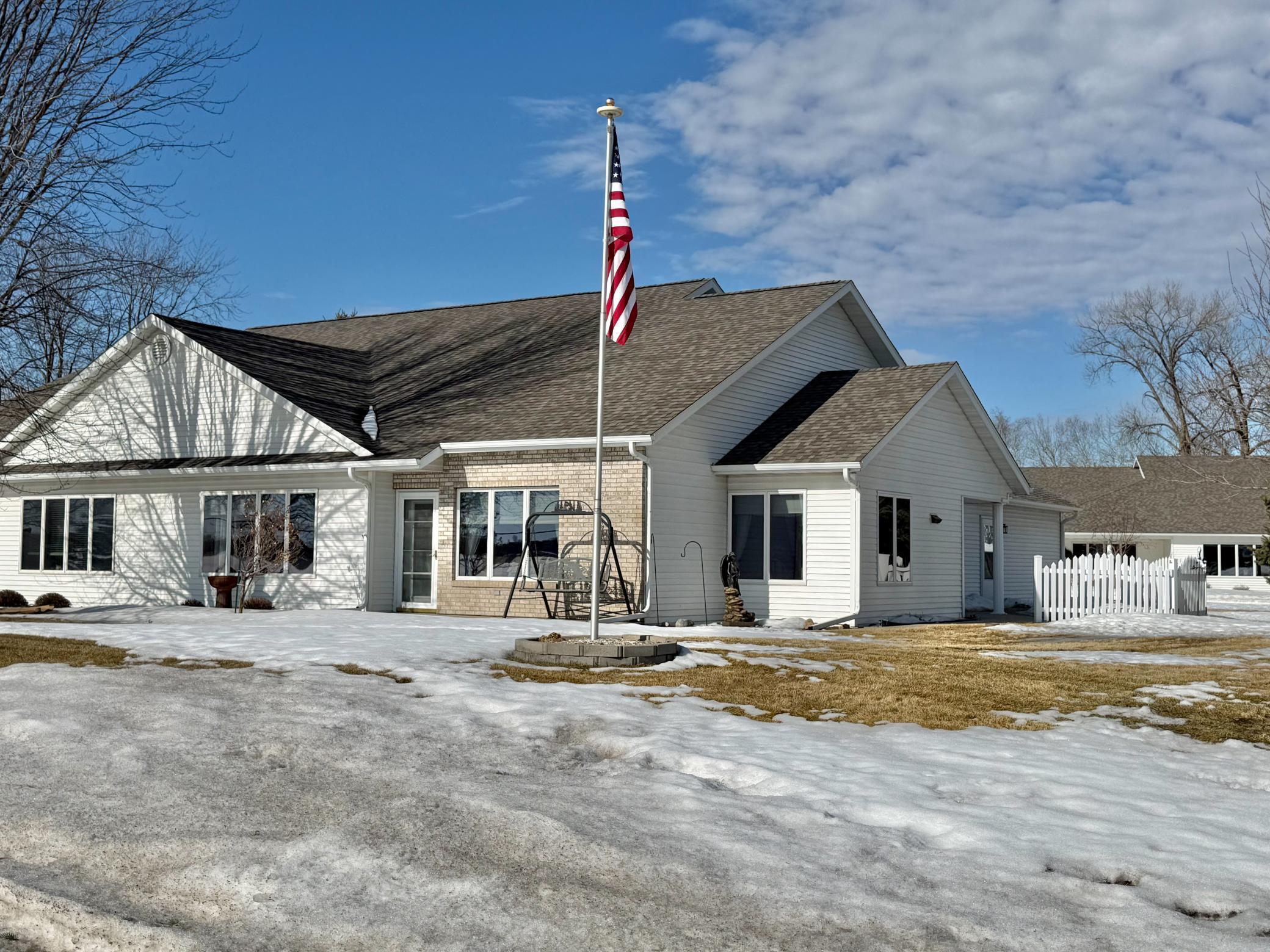 1999 condo for sale at 1960 Long Bridge Road in Detroit Lakes, MN — 2 bed, 2 bath (photo 2 of 64)