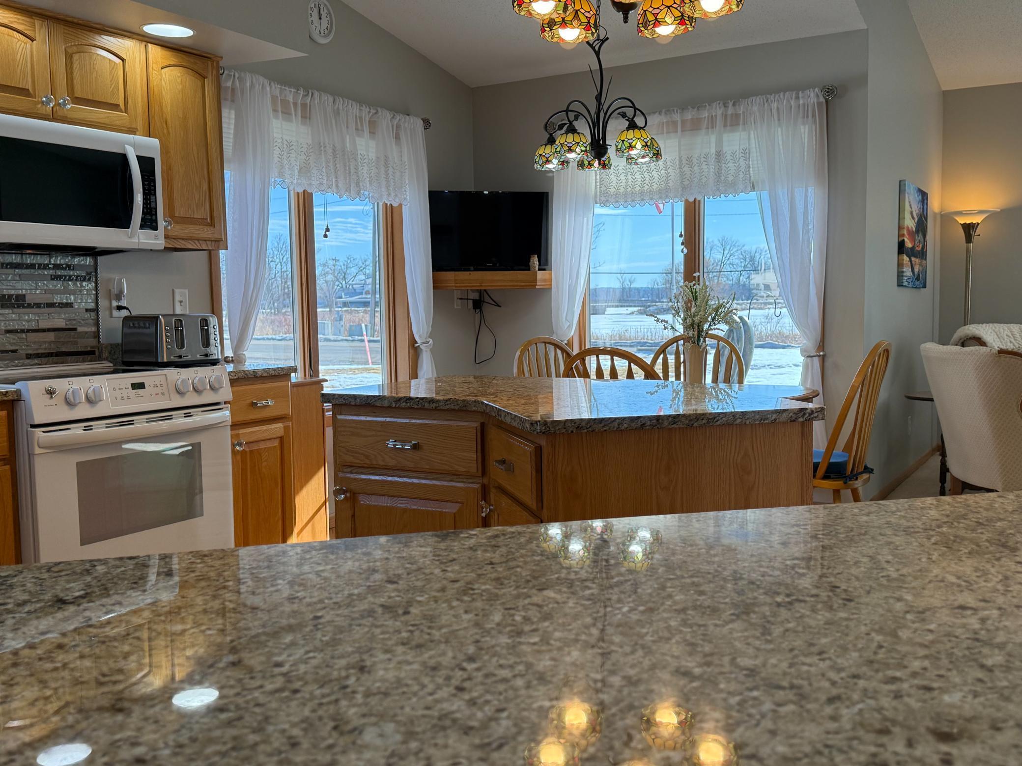 1999 condo for sale at 1960 Long Bridge Road in Detroit Lakes, MN — 2 bed, 2 bath (photo 10 of 64)