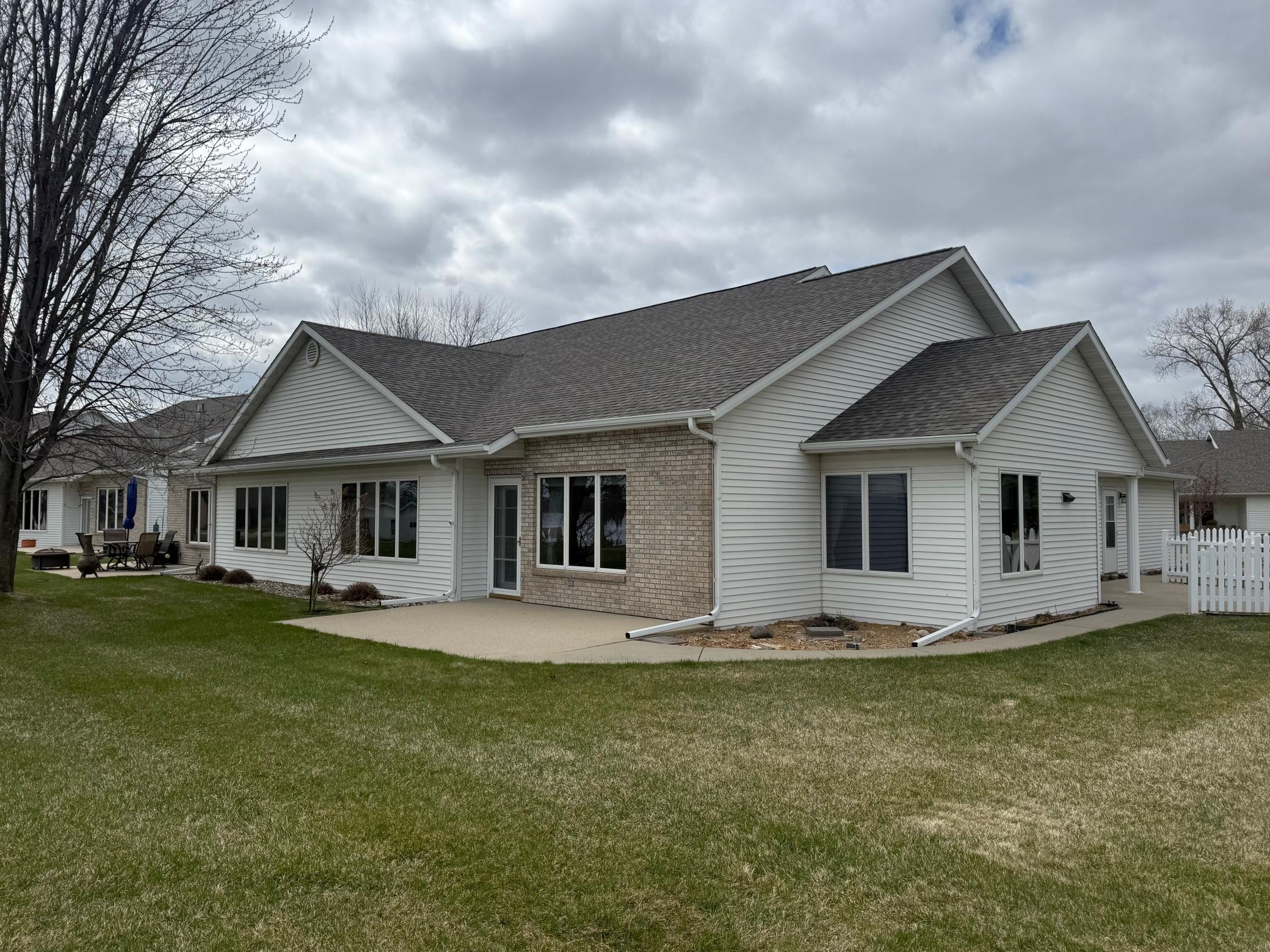 1999 condo for sale at 1960 Long Bridge Road in Detroit Lakes, MN — 2 bed, 2 bath (photo 2 of 65)