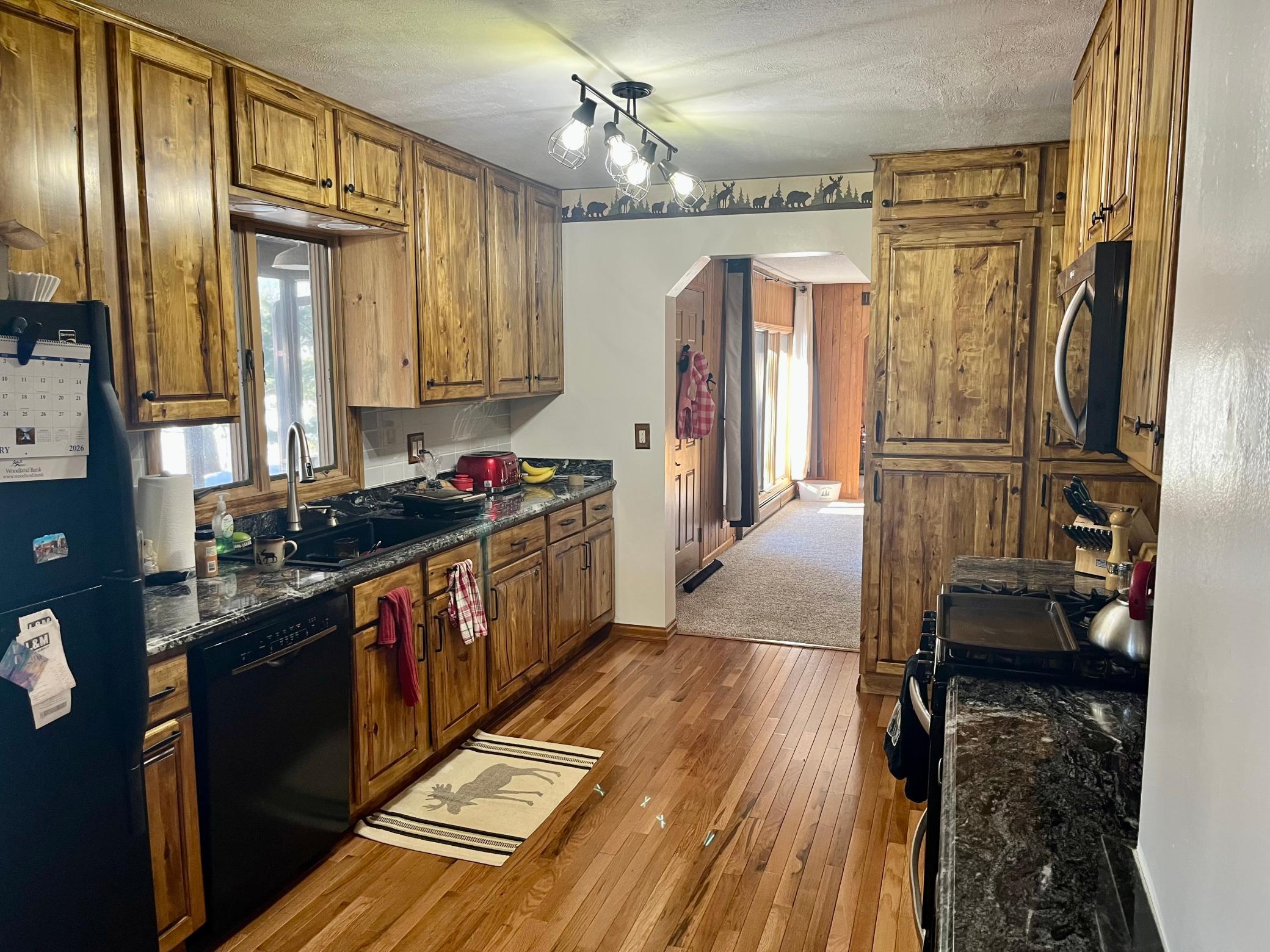 1950 single family home for sale at 34812 E County Road 218 in Grand Rapids, MN — 3 bed, 3 bath (photo 6 of 40)
