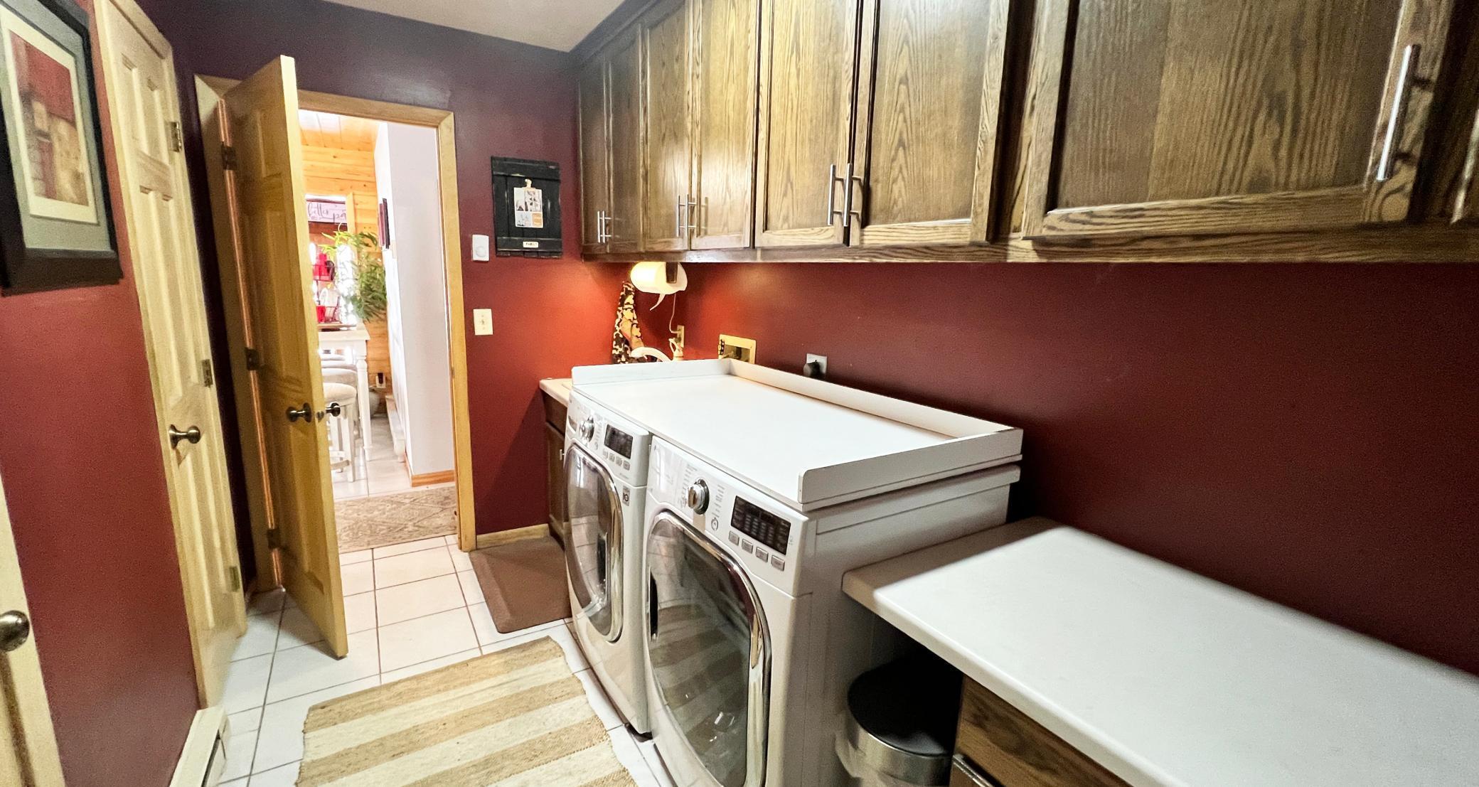 1979 single family home for sale at 11096 County Highway 17 in Detroit Lakes, MN — 4 bed, 2 bath (photo 14 of 16)