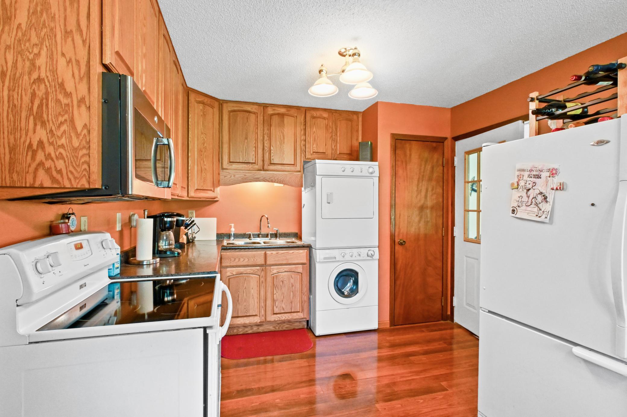 1986 single family home for sale at 3865 Wahtomin Trail NW in Alexandria, MN — 2 bed, 1 bath (photo 10 of 32)