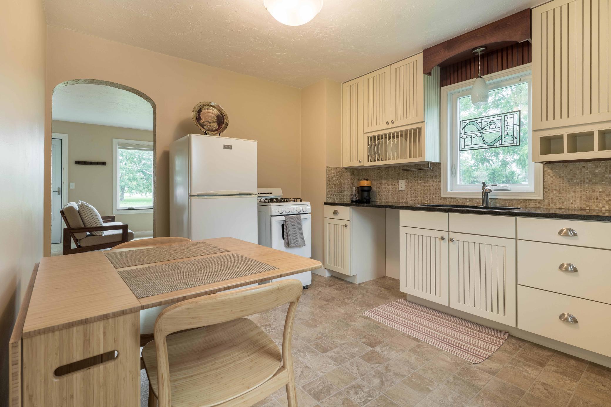 1950 single family home for sale at 202 Lake Avenue S in Ottertail, MN — 1 bed, 2 bath (photo 2 of 38)