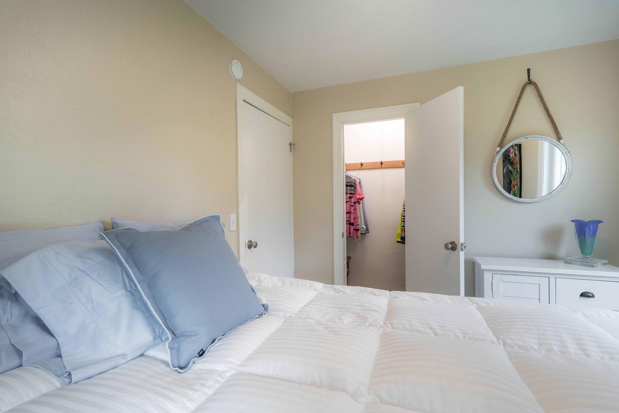 1950 single family home for sale at 202 Lake Avenue S in Ottertail, MN — 1 bed, 2 bath (photo 22 of 38)