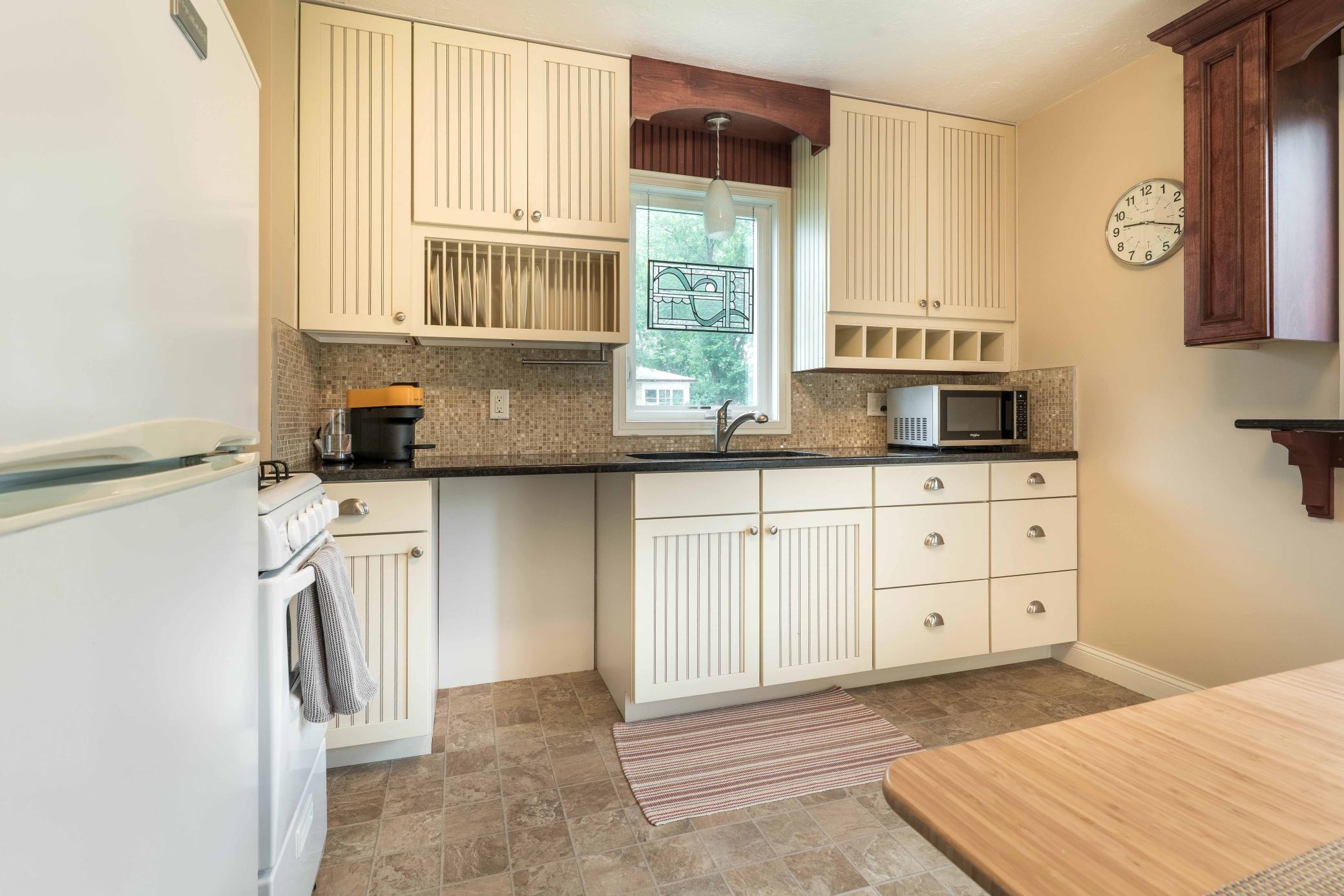 1950 single family home for sale at 202 Lake Avenue S in Ottertail, MN — 1 bed, 2 bath (photo 37 of 38)