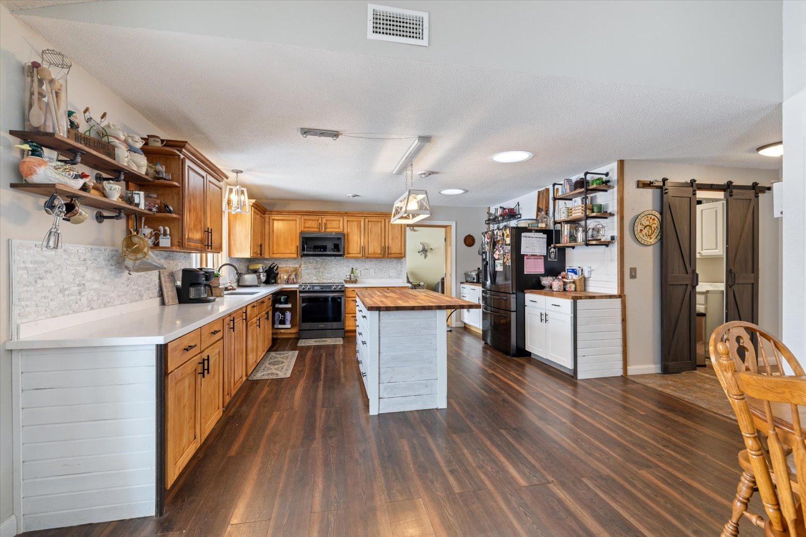 130 5th St, Nashwauk MN 55769 - Photo 18 of 55
