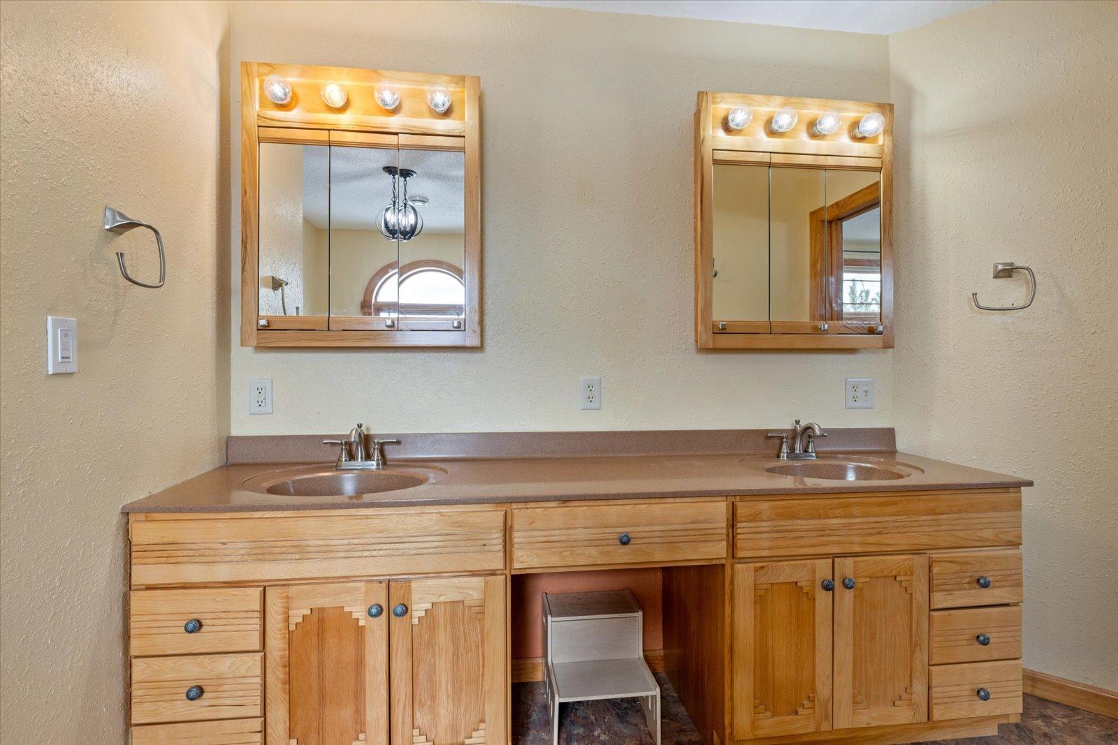 130 5th St, Nashwauk MN 55769 - Photo 34 of 55