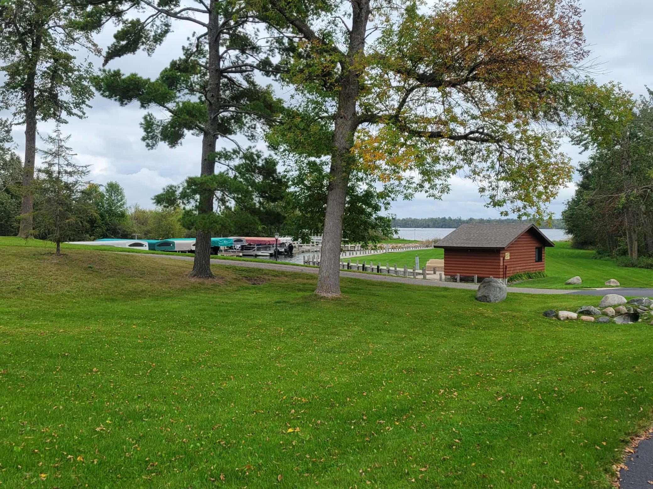 2006 single family home for sale at 454 Wagon Wheel Drive SE, Unit 17 in Bemidji, MN — 5 bed, 3 bath (photo 12 of 17)
