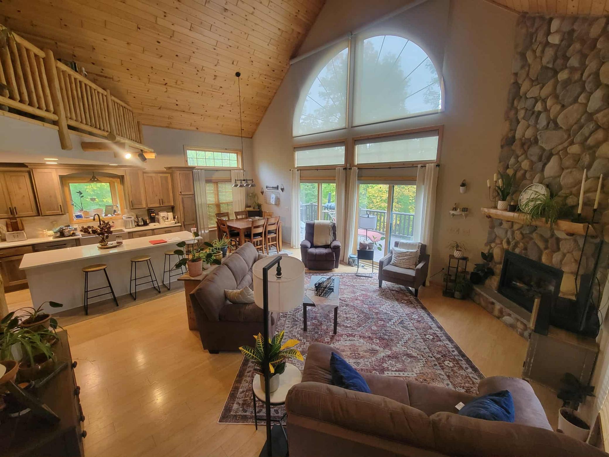 2006 single family home for sale at 454 Wagon Wheel Drive SE, Unit 17 in Bemidji, MN — 5 bed, 3 bath (photo 5 of 17)