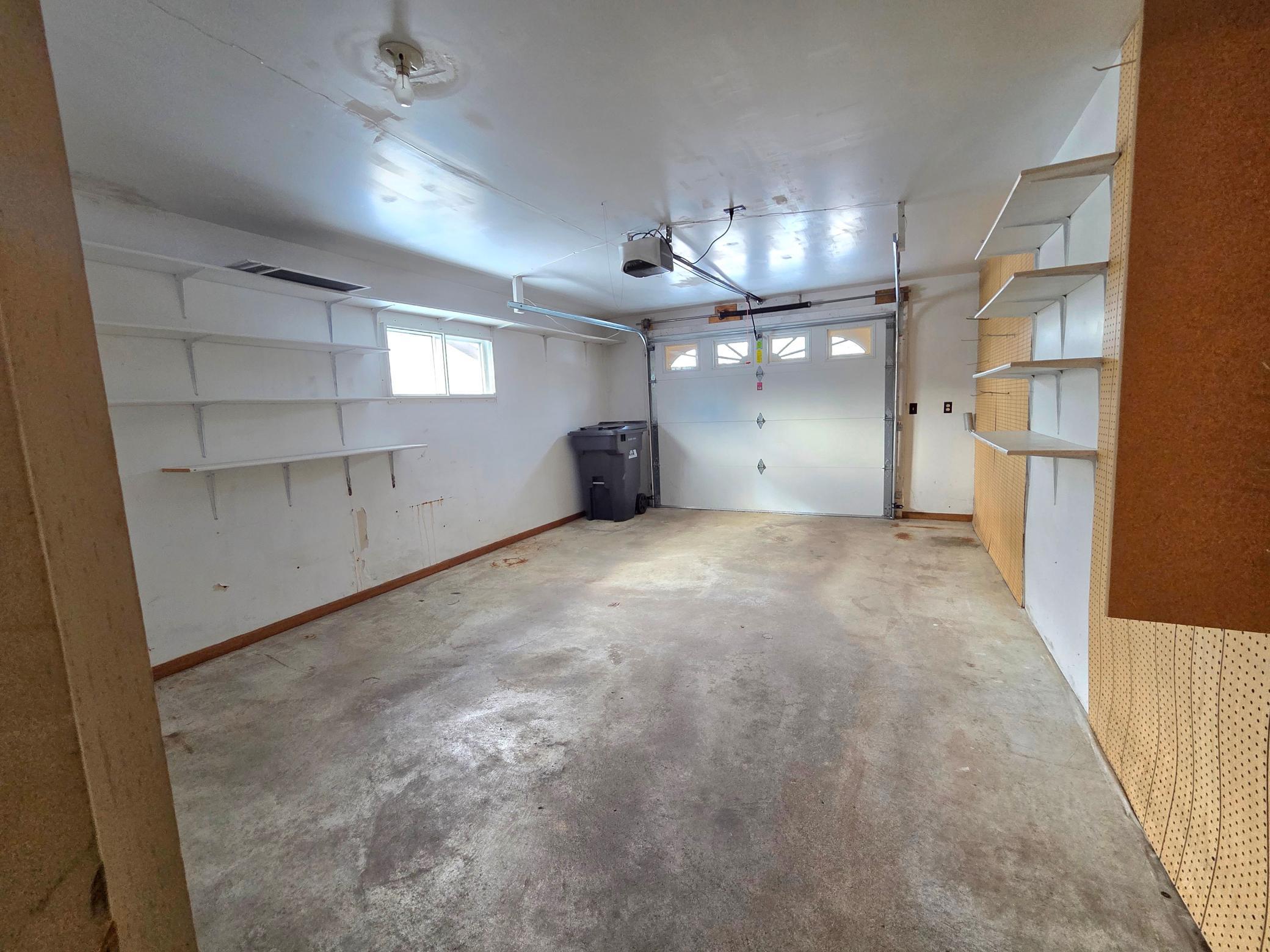 1906 single family home for sale at 107 Lincoln Avenue NW in Twin Valley, MN — 4 bed, 3 bath (photo 22 of 35)