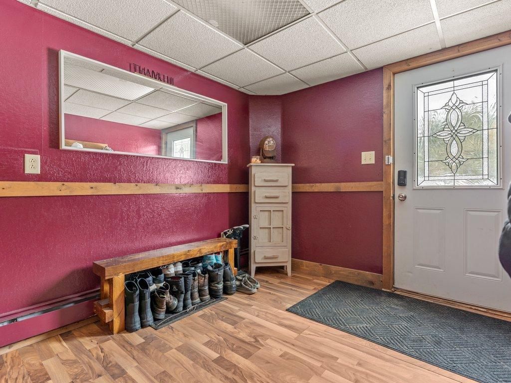 2002 single family home for sale at 5422 State 87 SW in Backus, MN — 5 bed, 2 bath (photo 4 of 37)