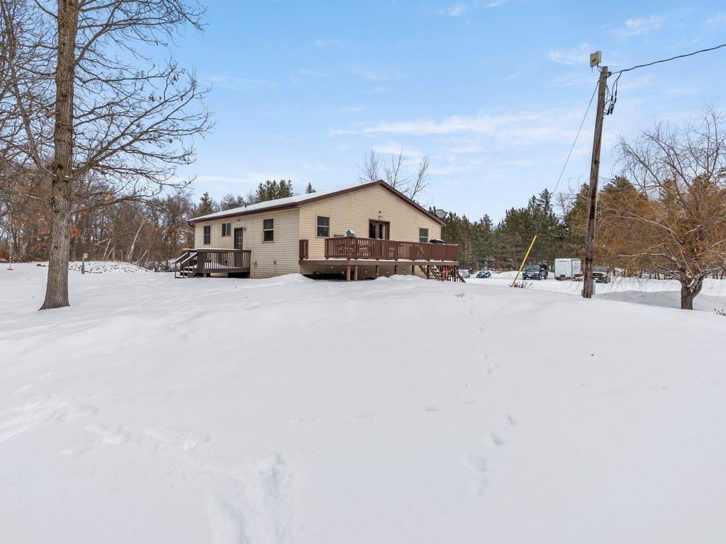 2002 single family home for sale at 5422 State 87 SW in Backus, MN — 5 bed, 2 bath (photo 36 of 37)
