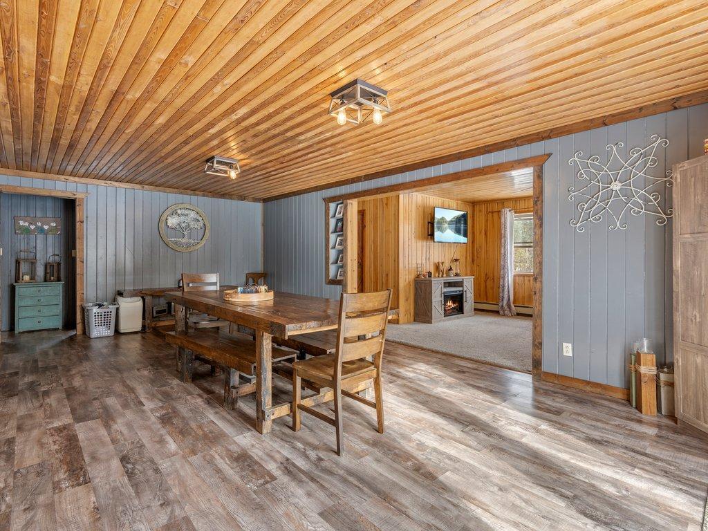 2002 single family home for sale at 5422 State 87 SW in Backus, MN — 5 bed, 2 bath (photo 9 of 37)