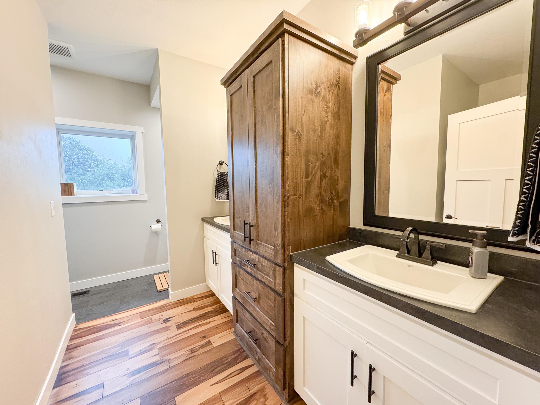 2018 single family home for sale at 24718 W Elbow Road in Pelican Rapids, MN — 3 bed, 2 bath (photo 7 of 38)