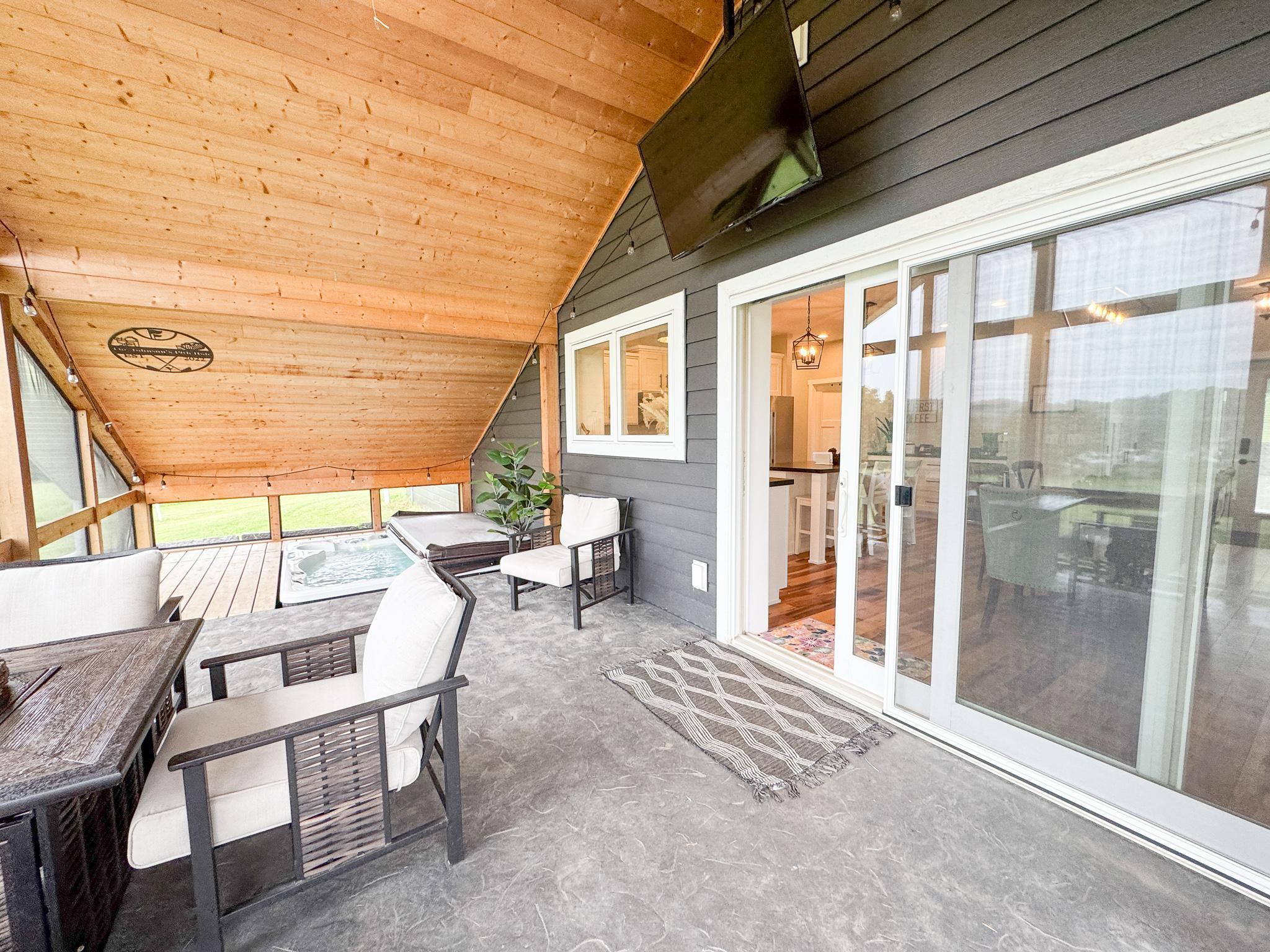 2018 single family home for sale at 24718 W Elbow Road in Pelican Rapids, MN — 3 bed, 2 bath (photo 14 of 38)