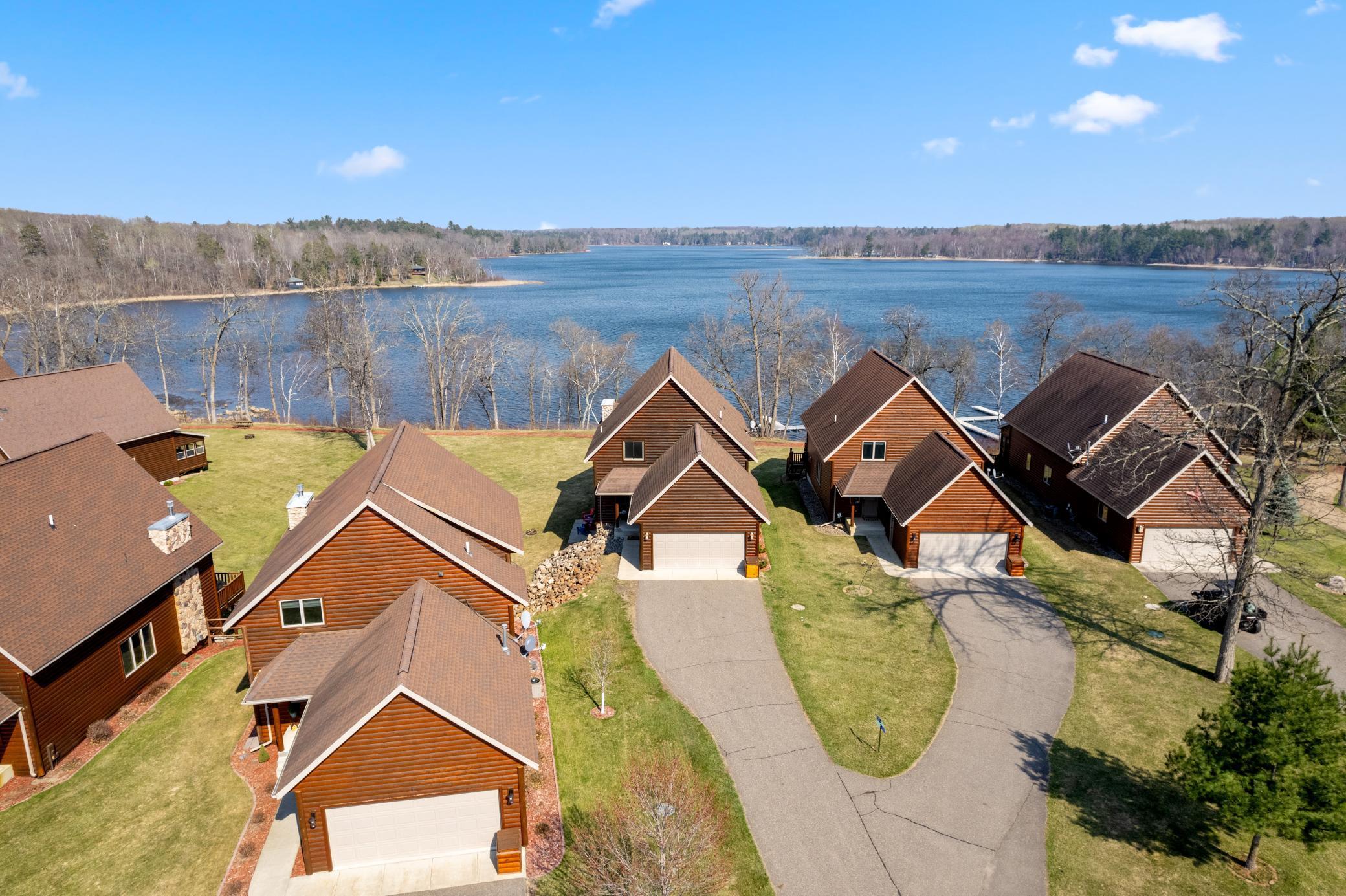 2007 home for sale at 5586 White Pine Drive, Unit 20 in Pequot Lakes, MN — 4 bed, 4 bath (photo 22 of 26)