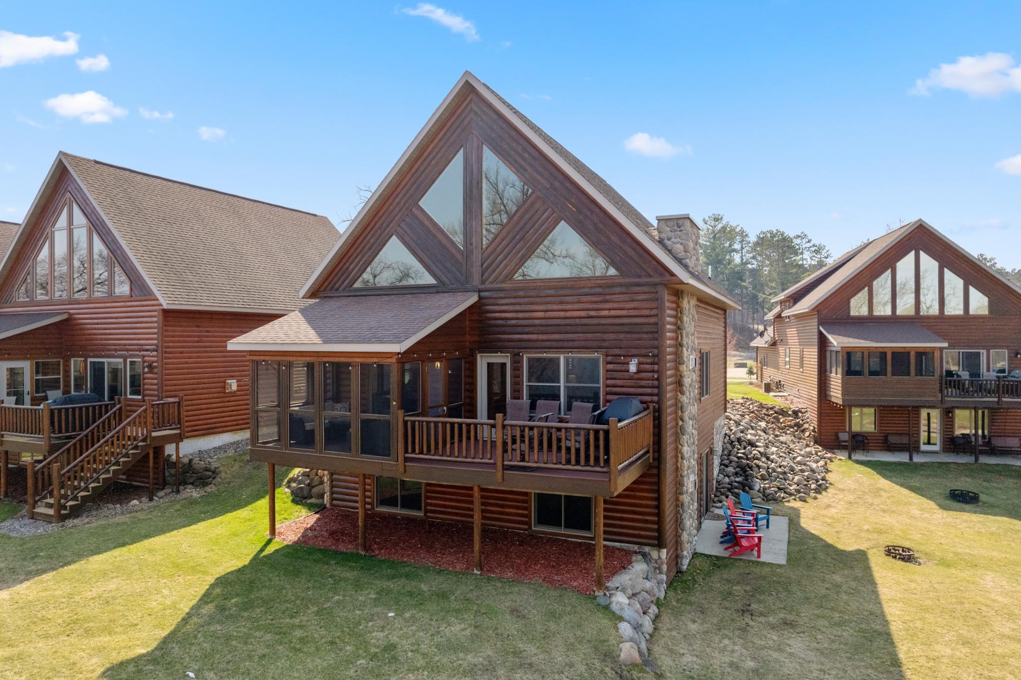 2007 home for sale at 5586 White Pine Drive, Unit 20 in Pequot Lakes, MN — 4 bed, 4 bath