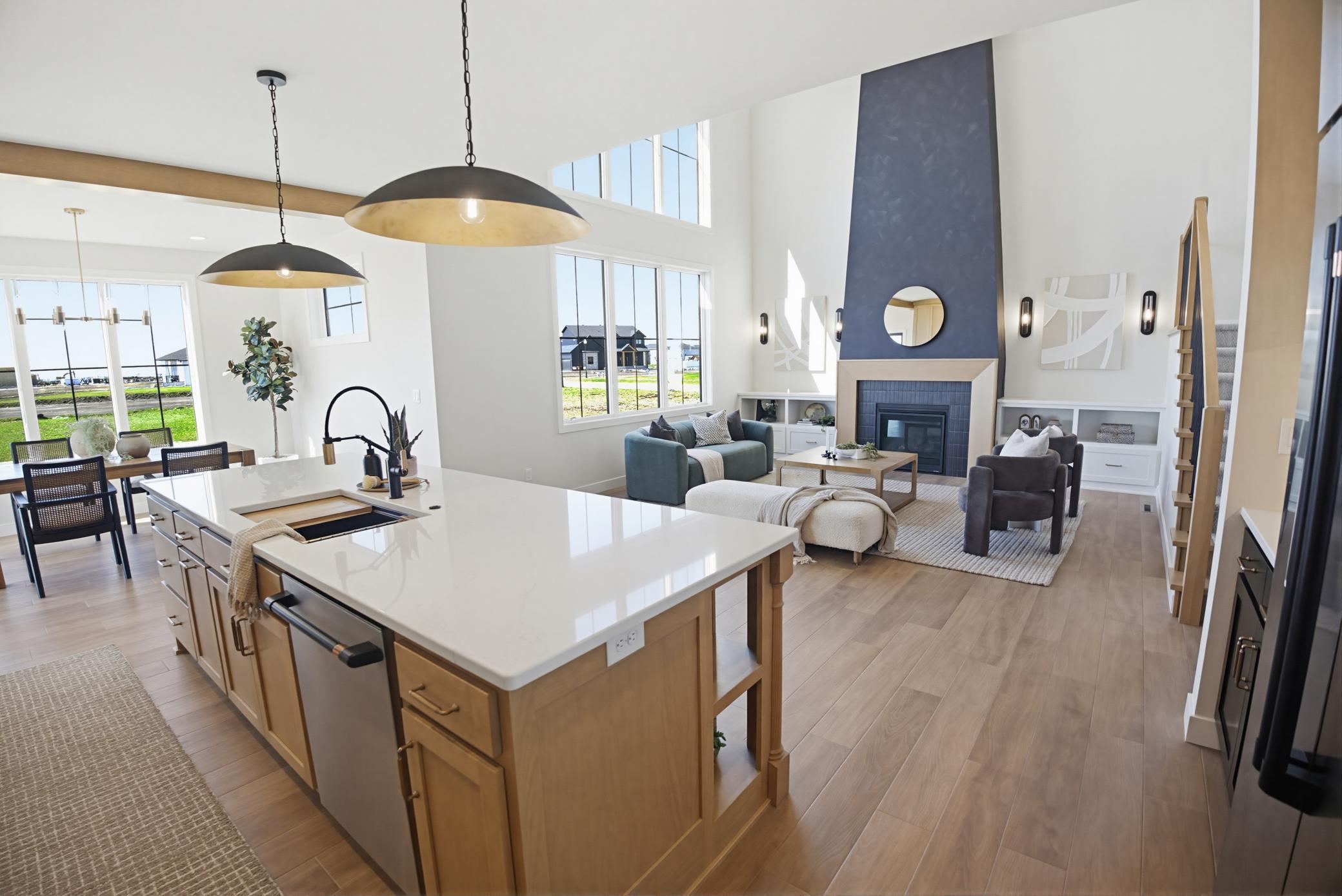 2026 single family home for sale at 6520 Selkirk Drive S in Fargo, ND — 6 bed, 5 bath (photo 14 of 70)